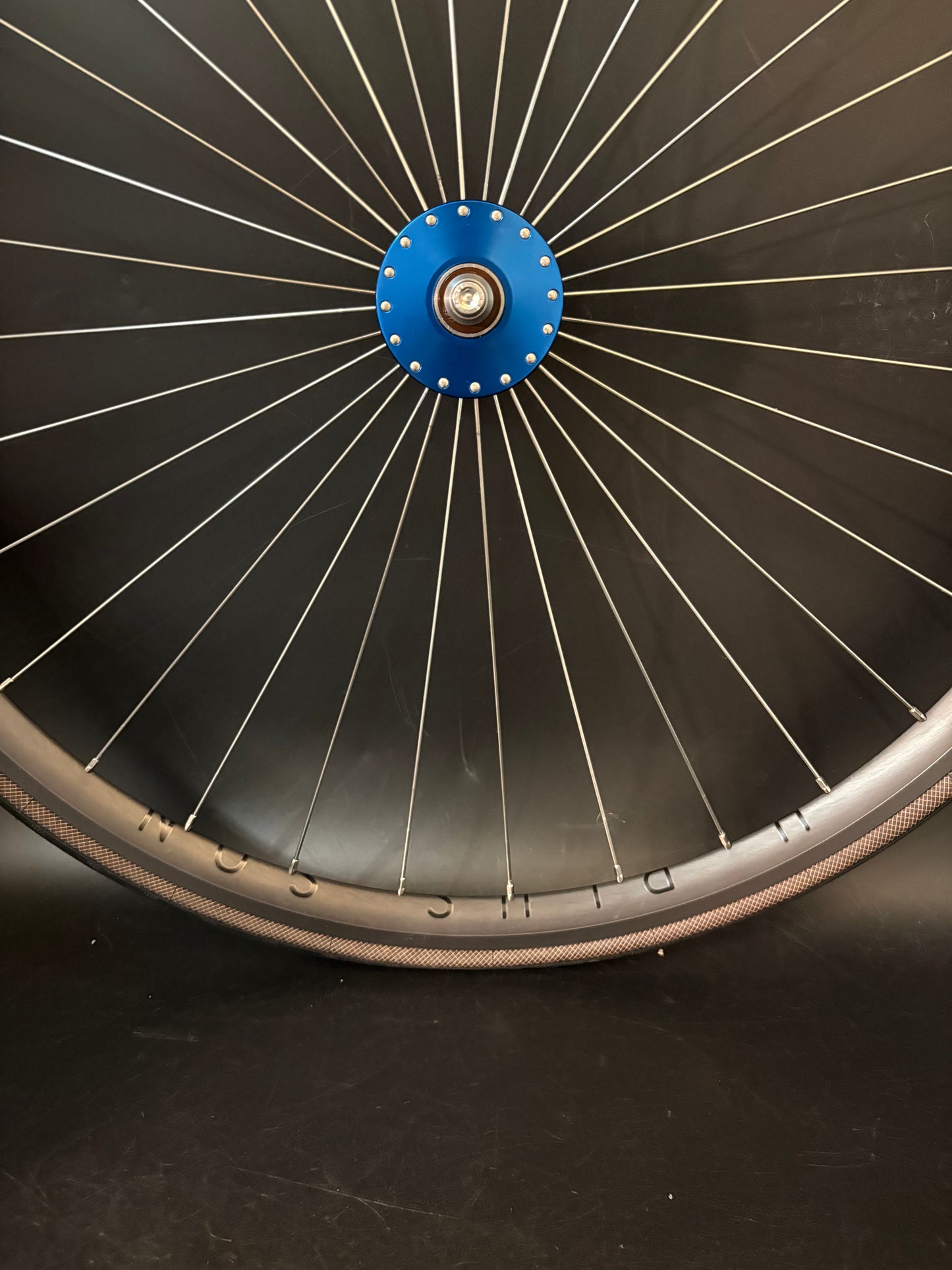 H Plus Son Archetype Grey / Phil Wood HF Blue Wheelset 32h