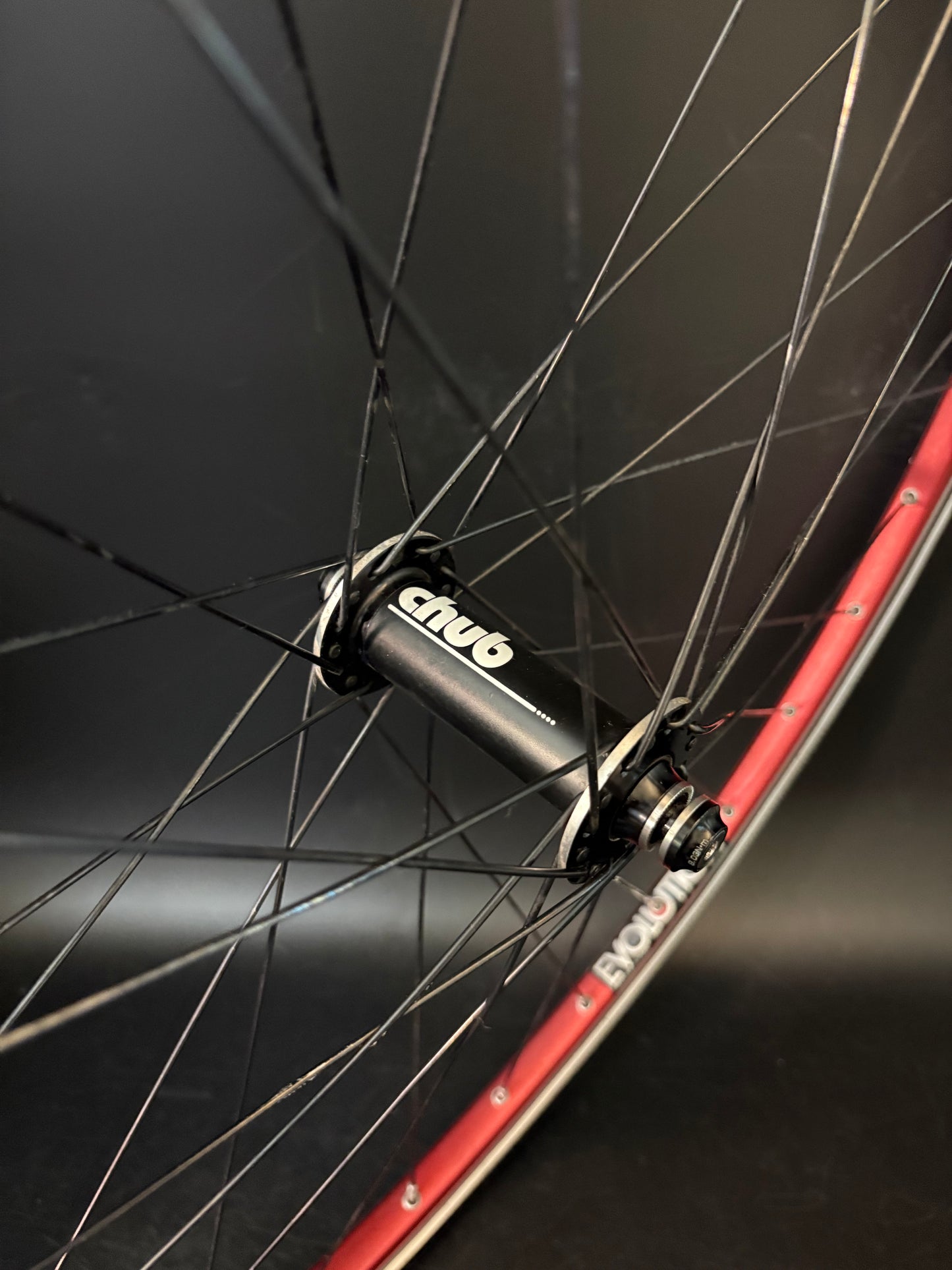 Ambrosio Evolution Red / Chub Hub Wheelset 32h