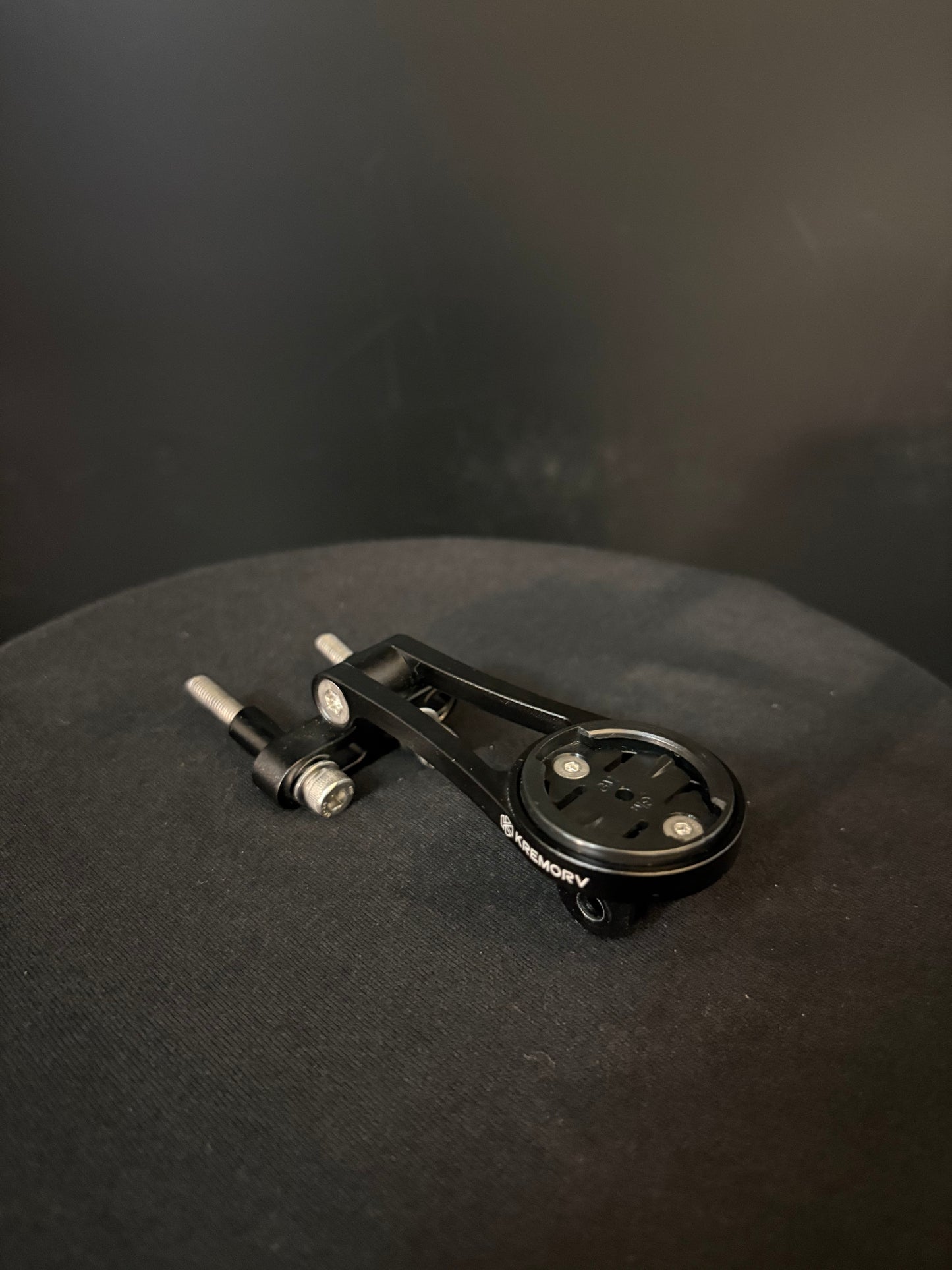 Kremorv Stem Faceplate Computer Mount