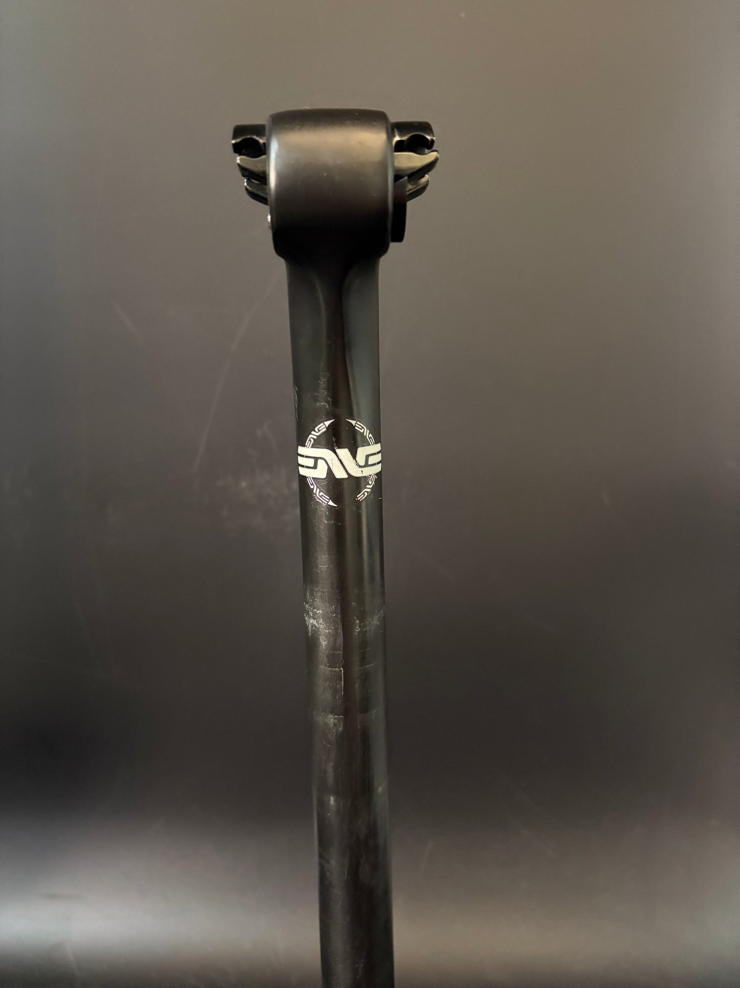 Enve White Logo Setback Seatpost Carbon 27.2 400mm