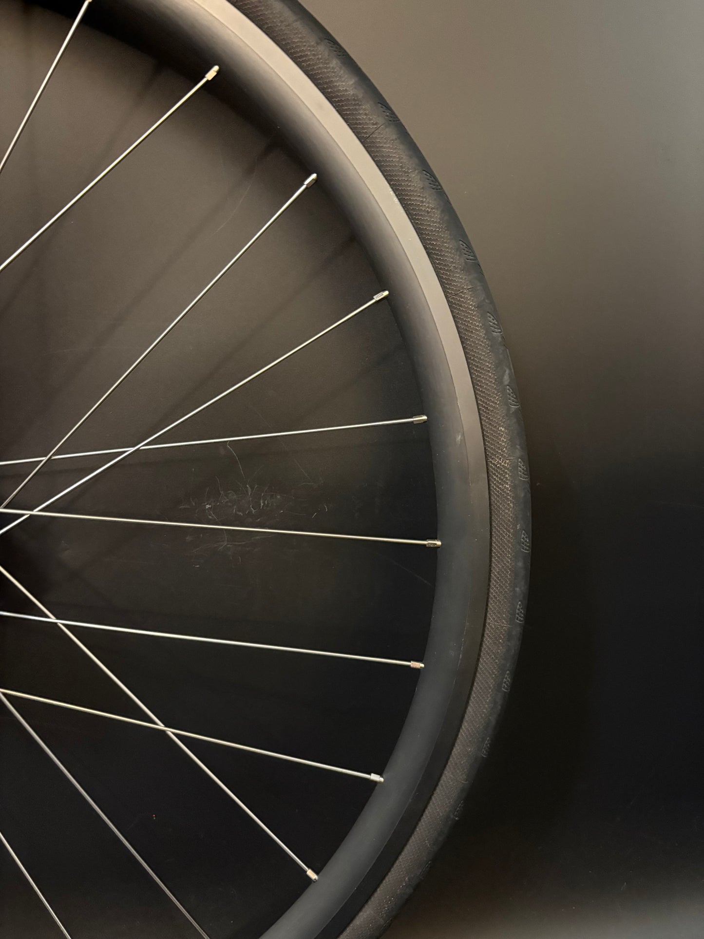 H Plus Son Archetype Grey / Paul Wheelset 28h