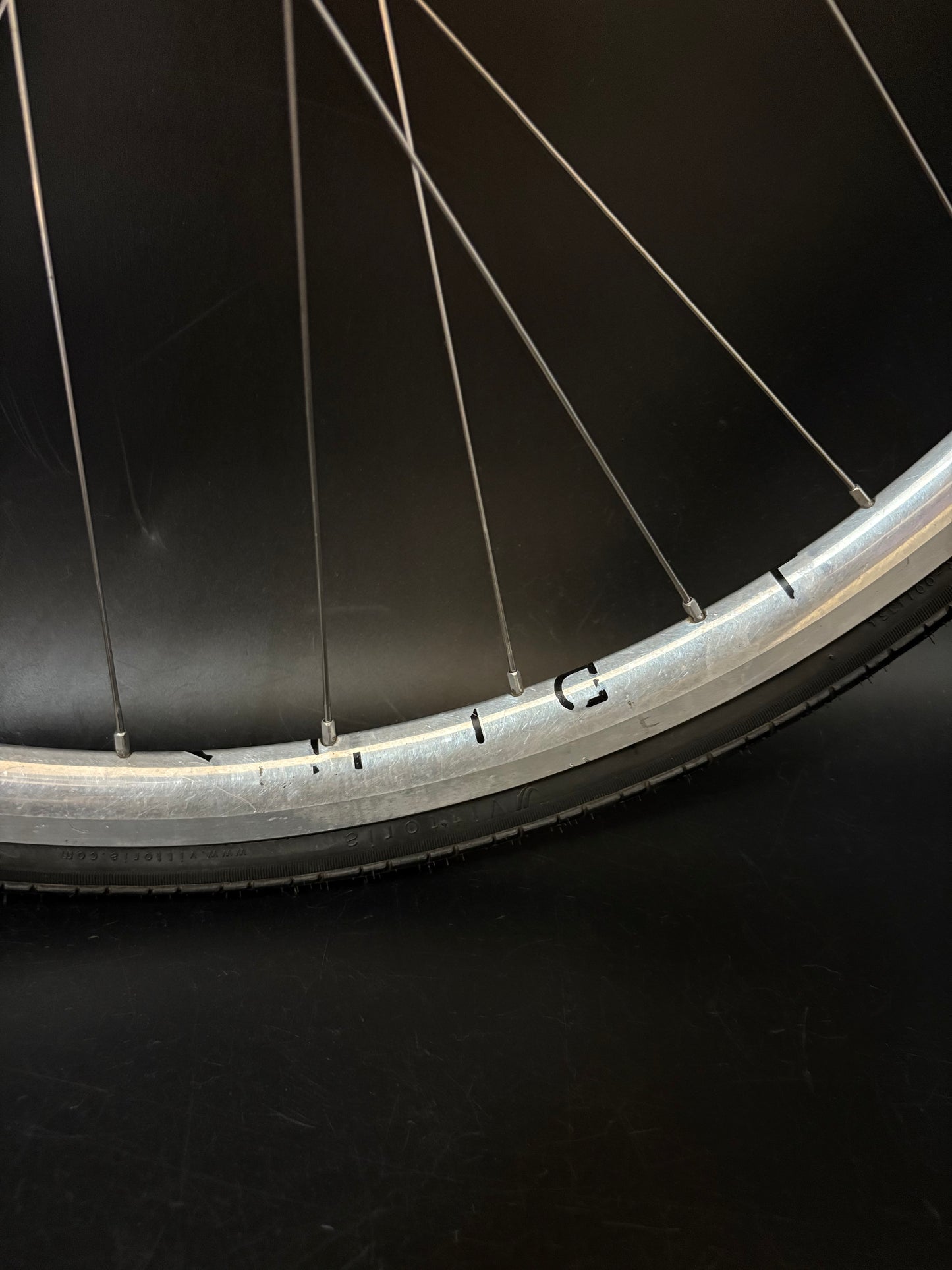 H Plus Son Archetype Silver / Dura Ace 7600 Wheelset 32h