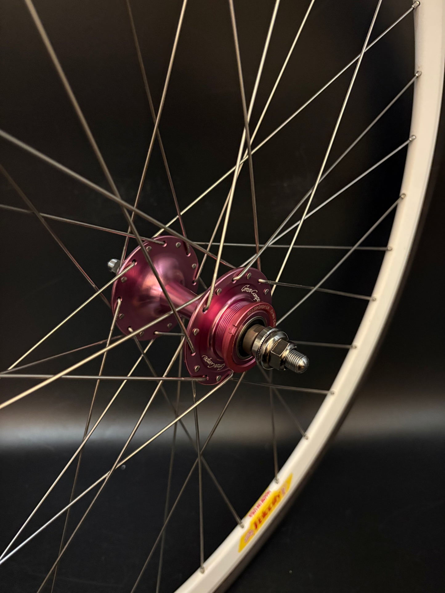 Velocity Deep V White / Gran Compe Pink Wheelset 32h