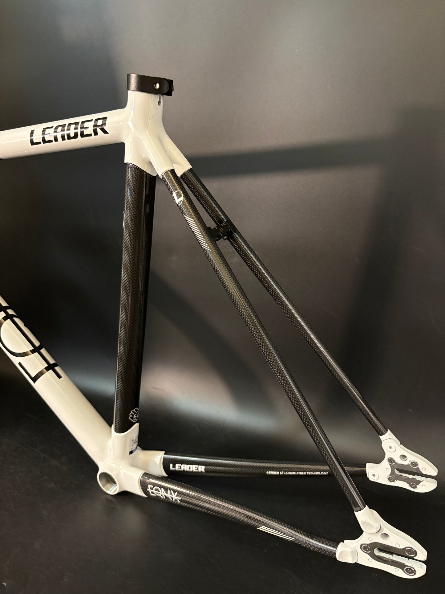 Leader EQNX Carbon Frameset White 54cm
