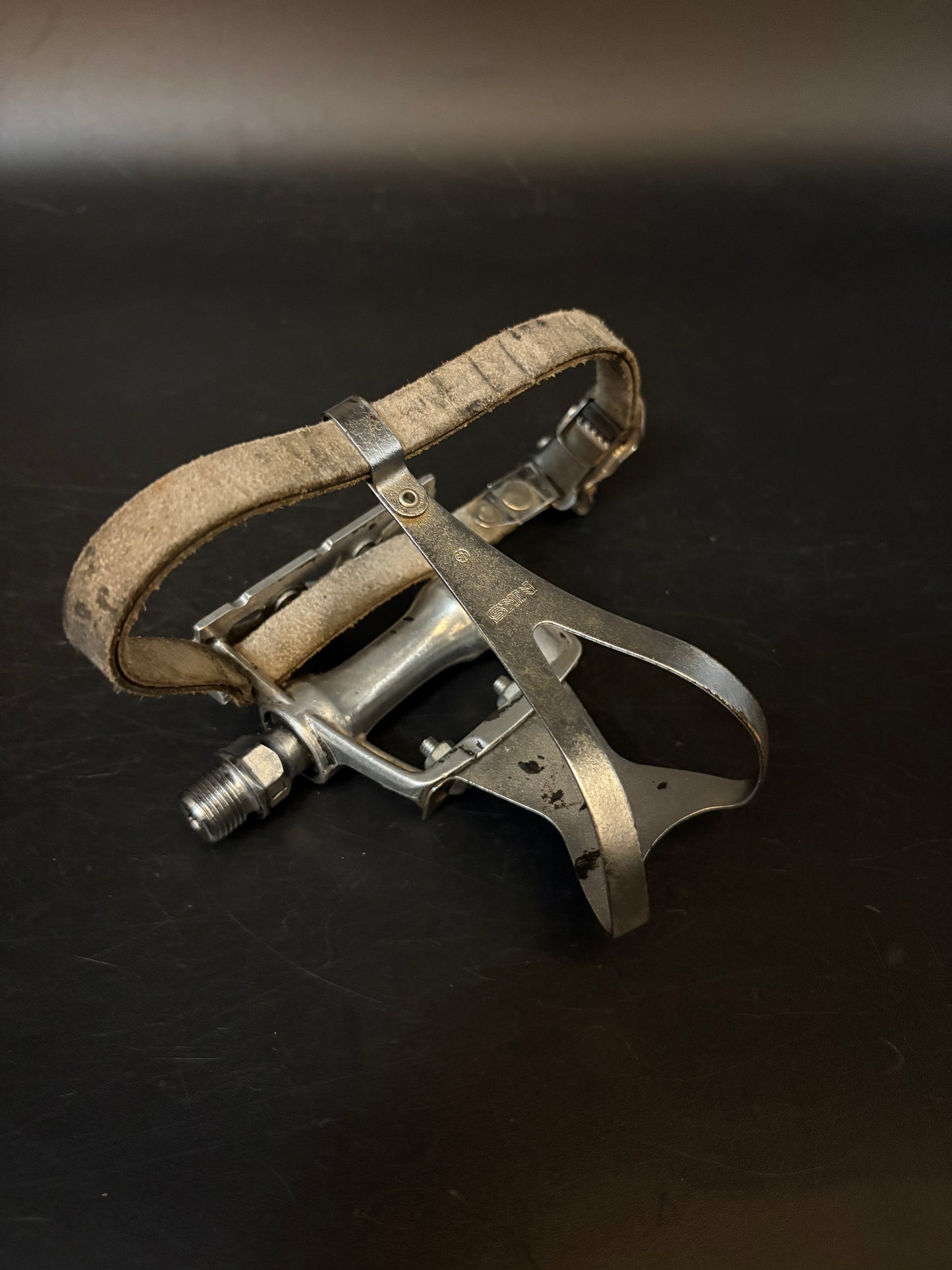 MKS Pedals / Toshi Single Straps Pedal Setup