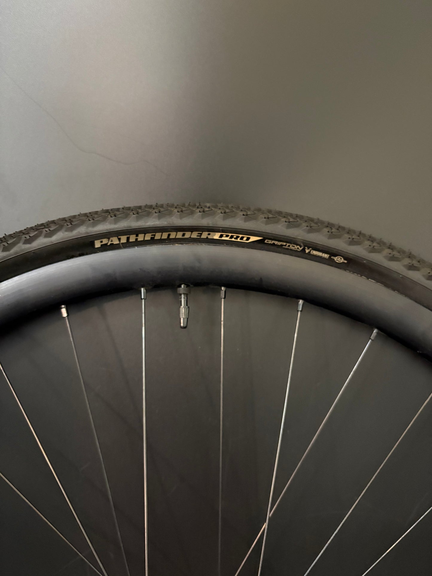 Velocity Aileron Black / Gran Compe Custom Anodize LF Wheelset 32h