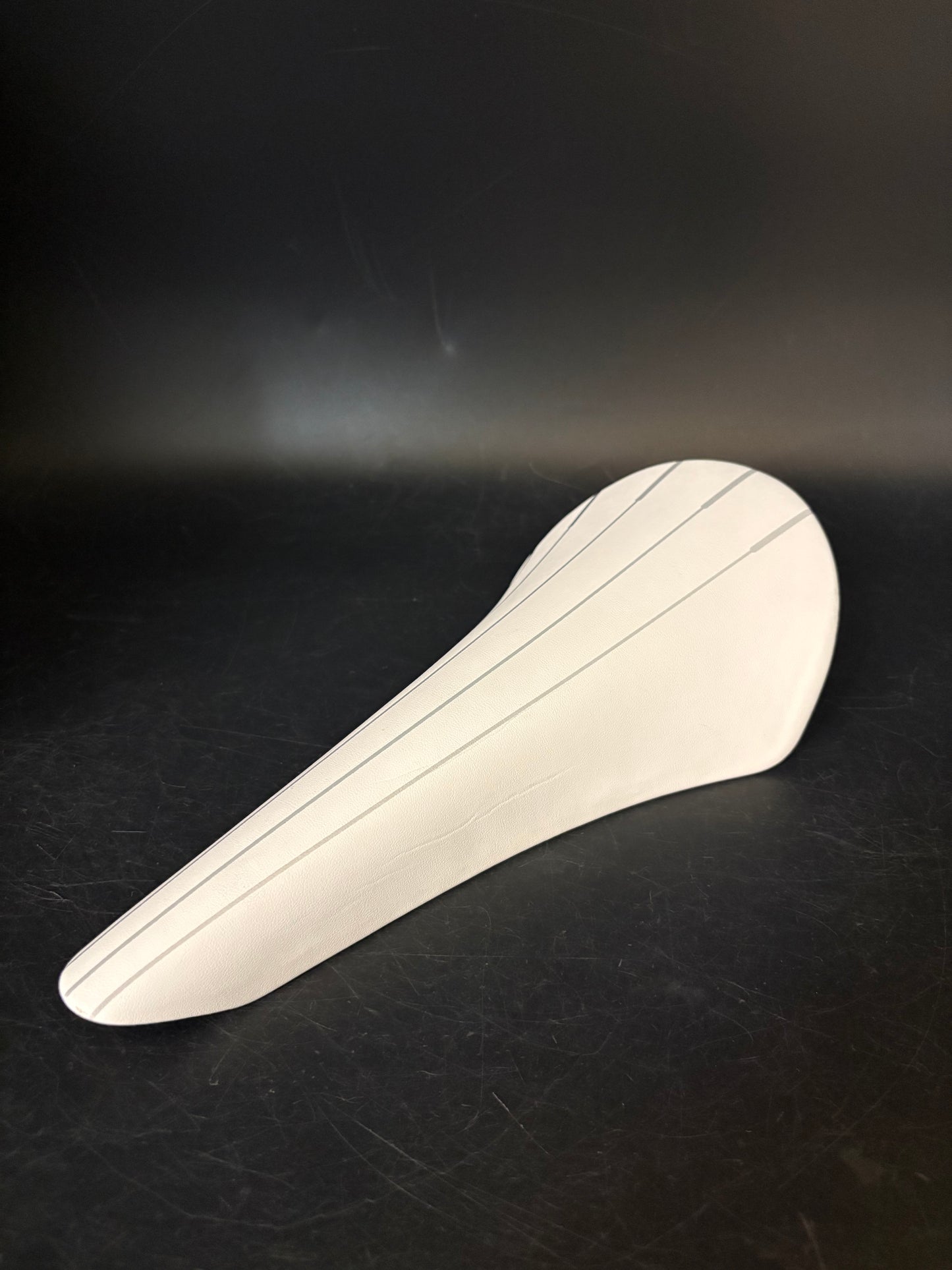 Fizik Volta Saddle White