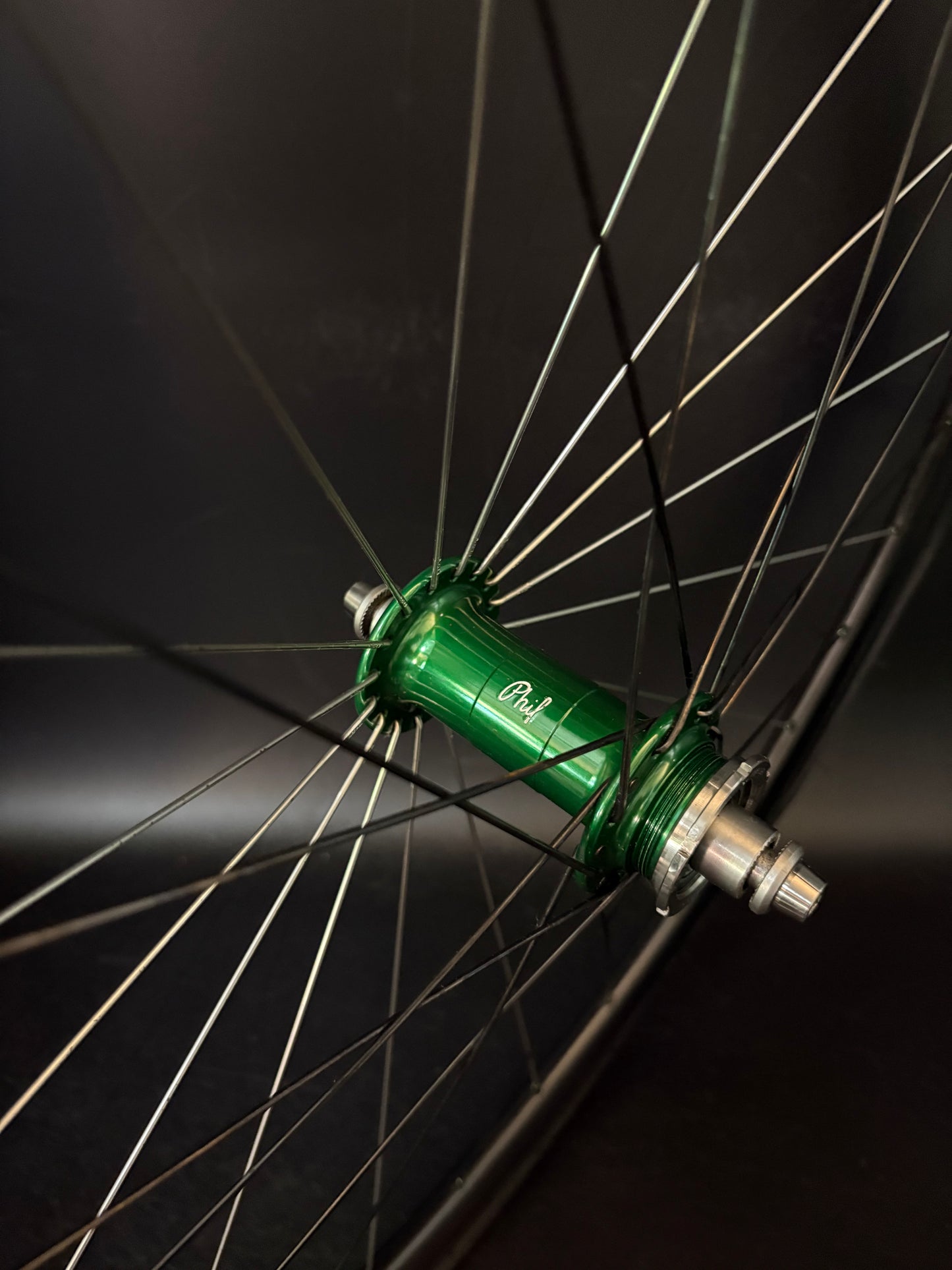 H Plus Son Archetype Black + BLB Notorious 38 Carbon / Phil Wood Bright Green LF Wheelset 32h