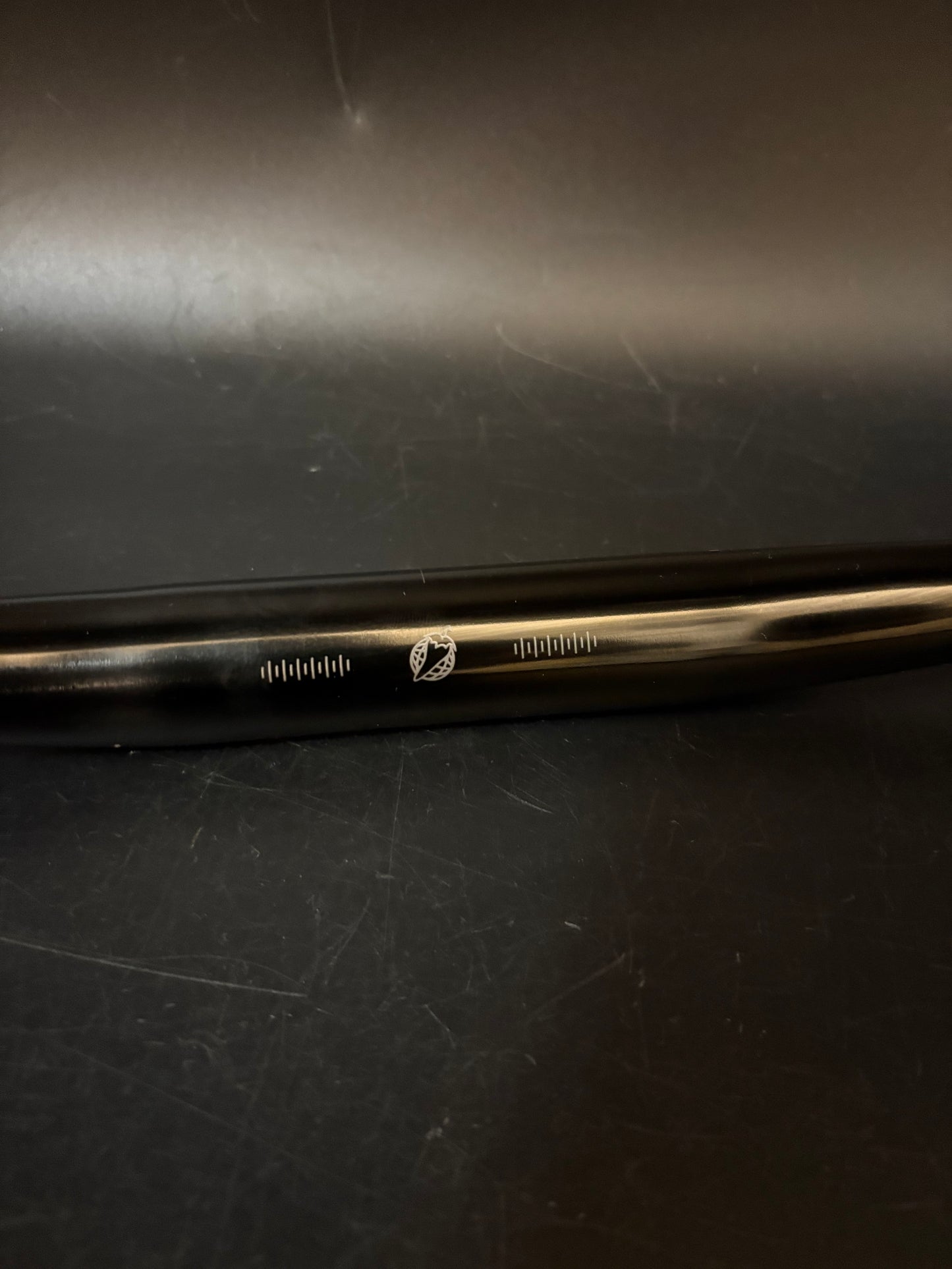 Salsa Bend Handlebar Black 740mm 31.8