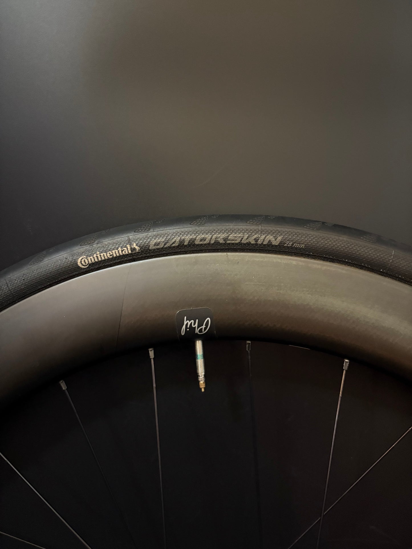 Astral Veil 6 Carbon Clincher / Phil Wood Pro HF Wheelset Black 24h