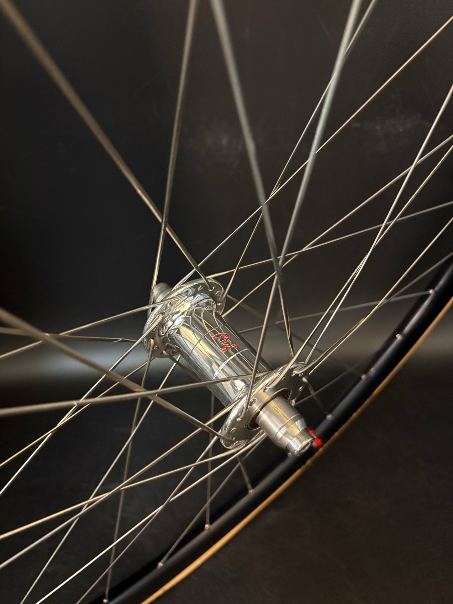 Velocity Aileron Black / Phil Wood LF Wheelset 32h