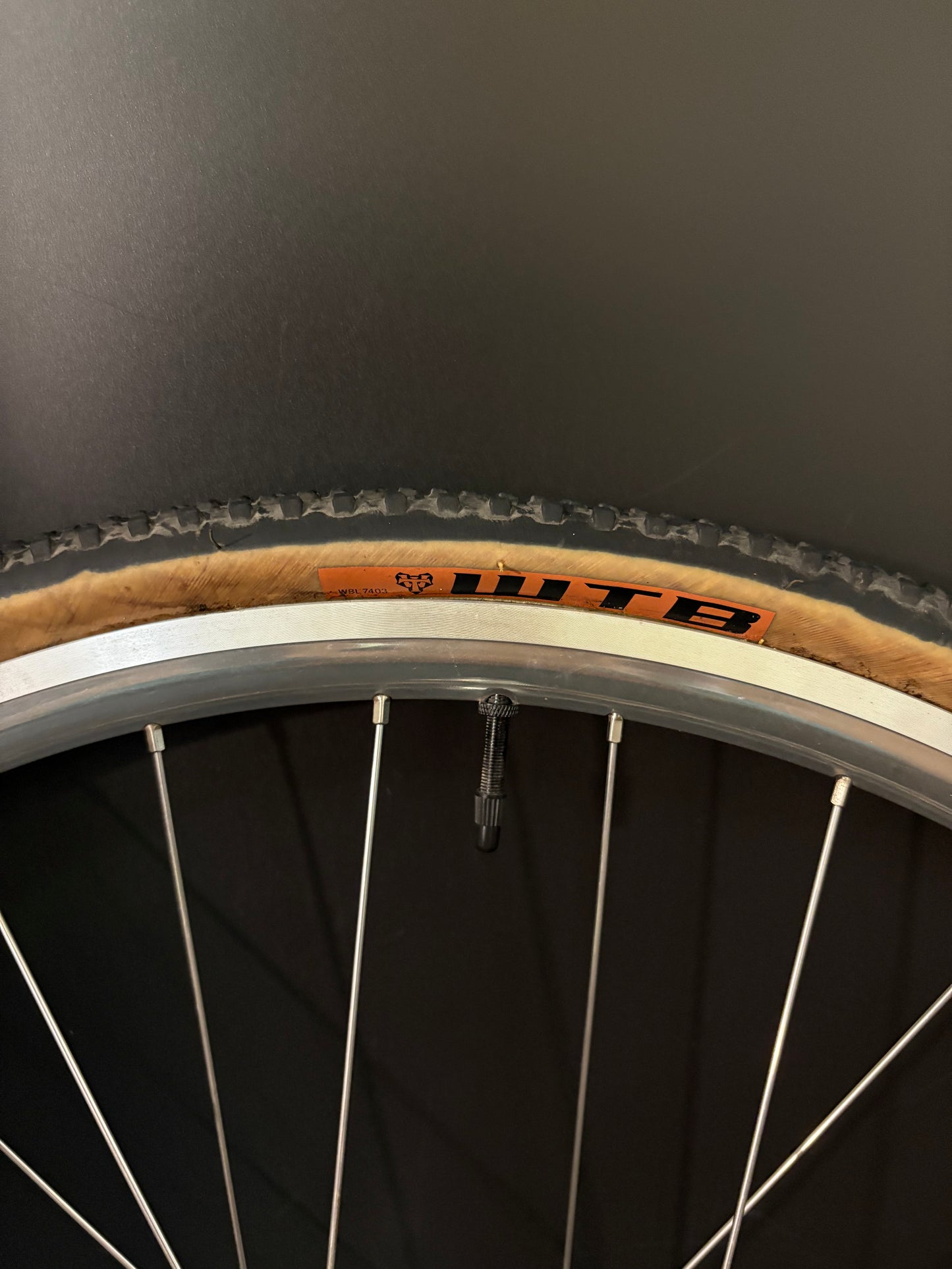 H Plus Son Archetype Silver / Gran Compe HF Wheelset 32h