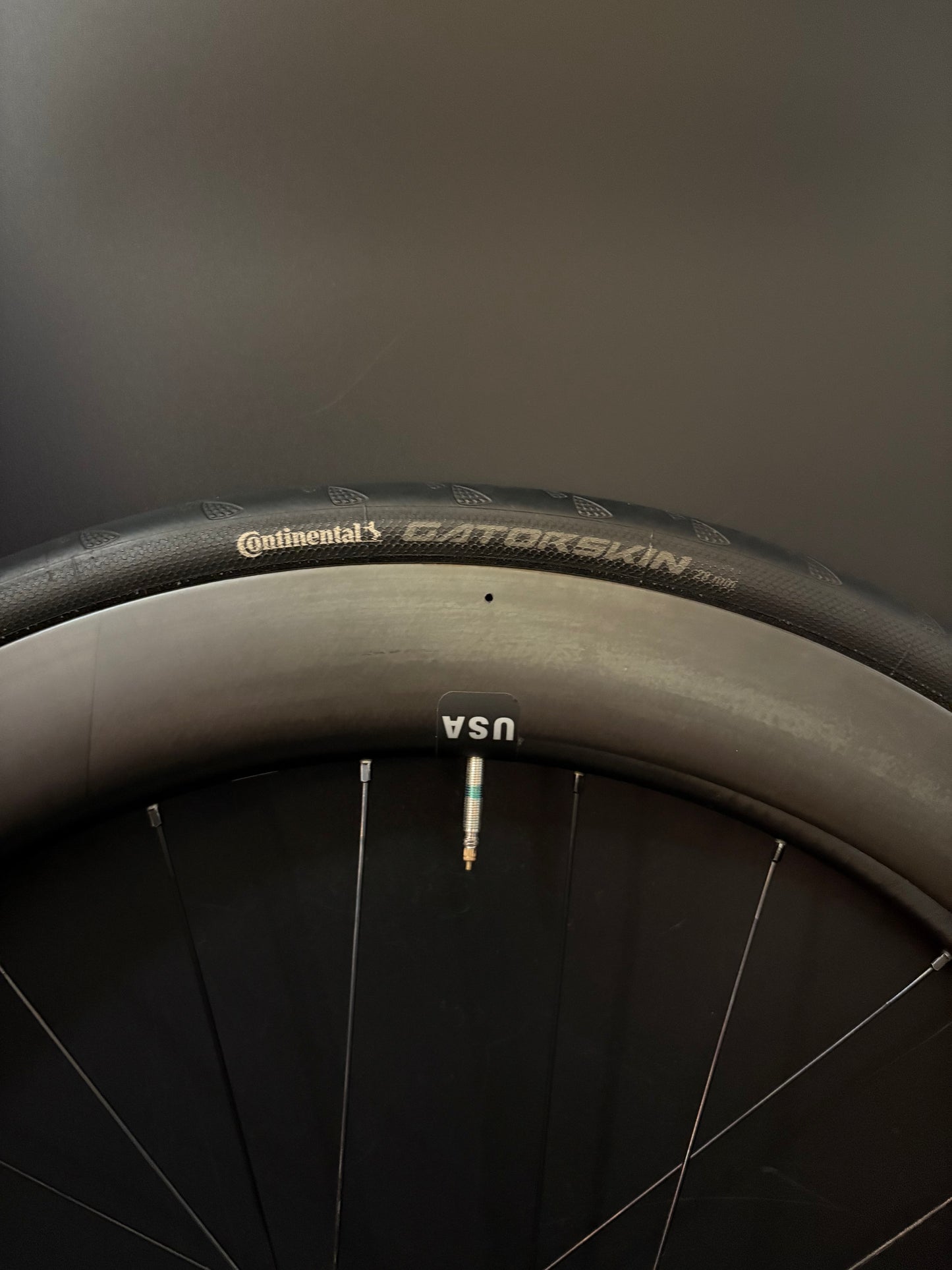 Astral Veil 6 Carbon Clincher / Phil Wood Pro HF Wheelset Black 24h