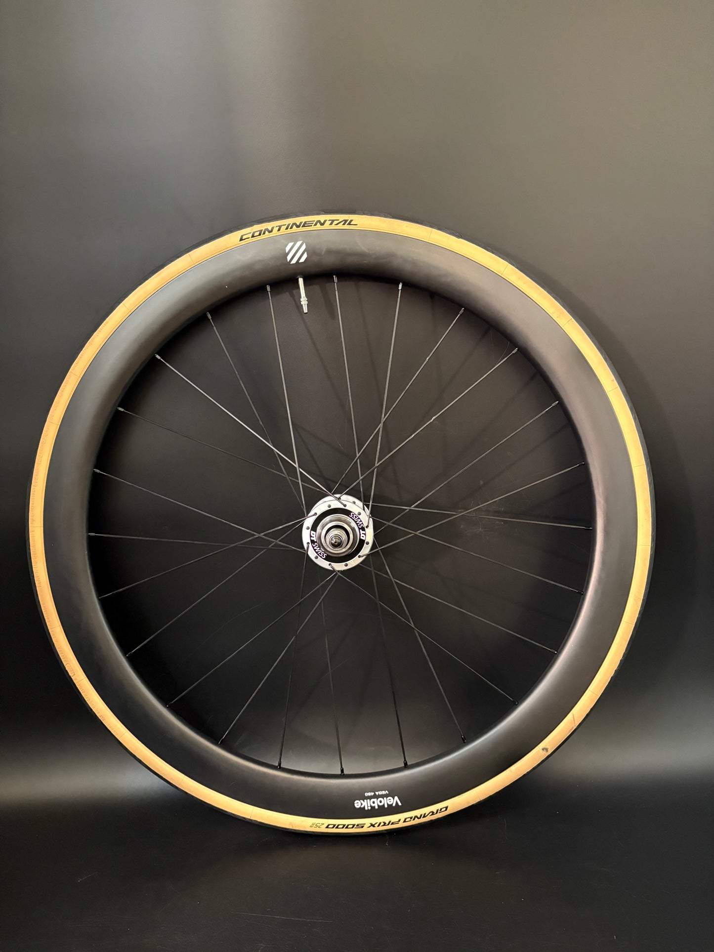 Velobike Vegast 450 Carbon Clincher / DT Swiss Wheelset 20/24h