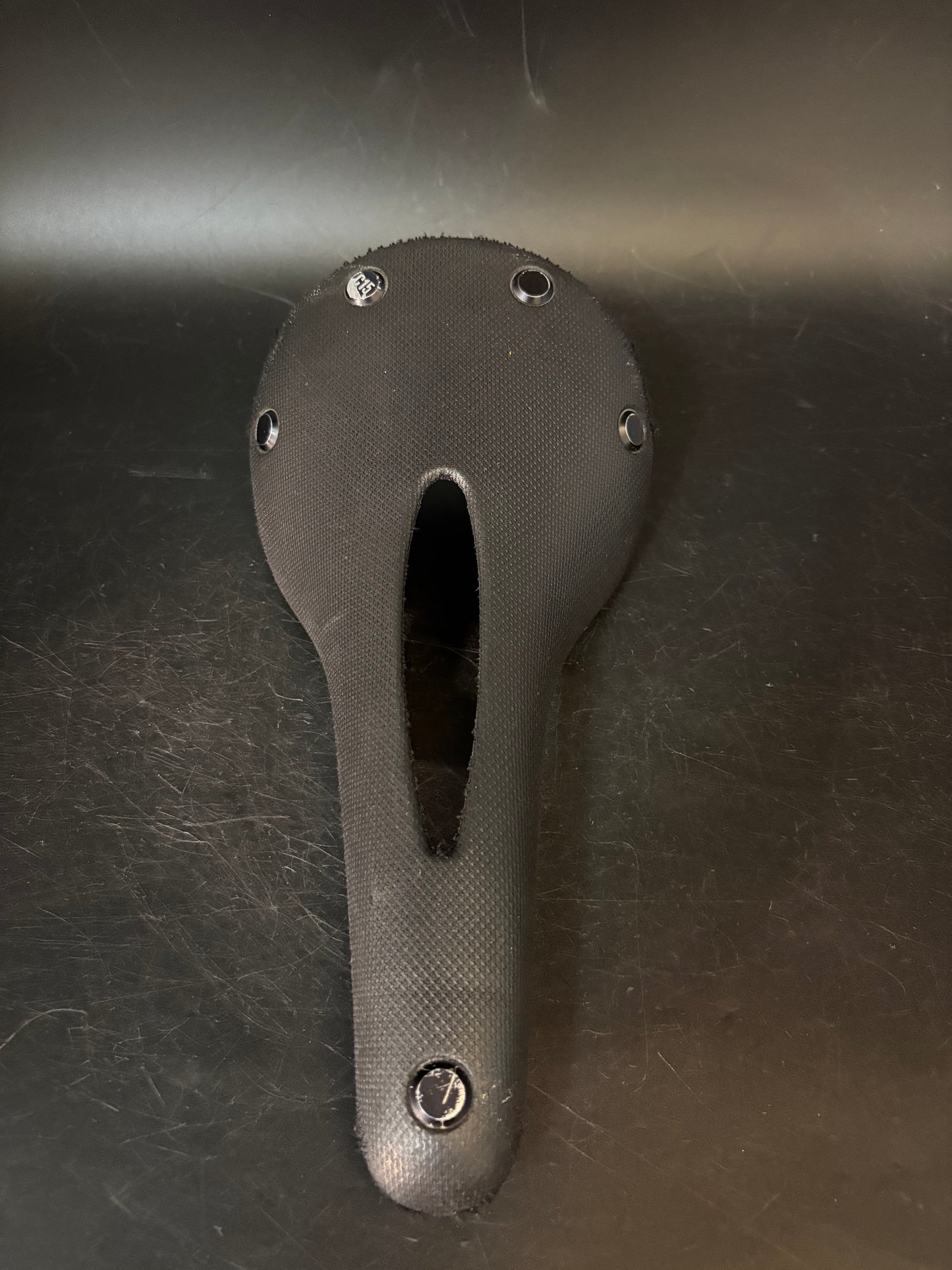 Brooks c15 Saddle Carved Black