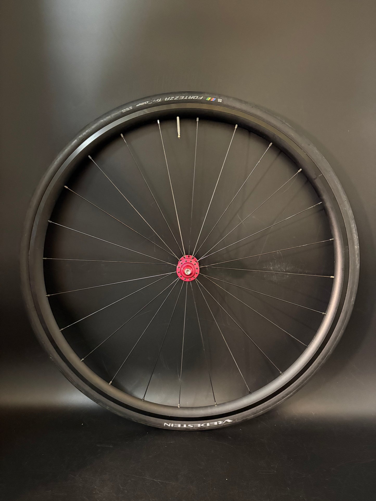H Plus Son Archetype / Mack Superlight LF Wheelset Pink 24/28h