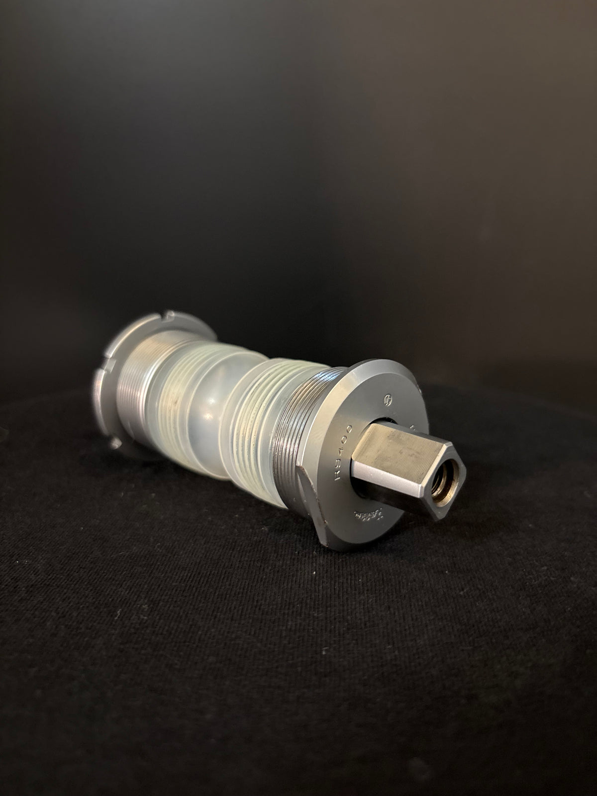 Hatta Swan Square Taper Bottom Bracket NJS