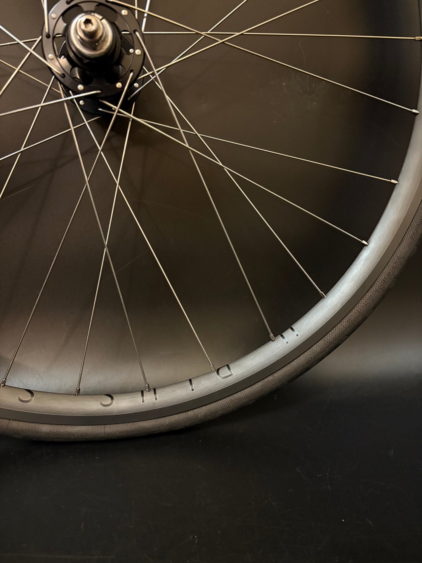 H Plus Son Archetype Grey / Paul Wheelset 28h