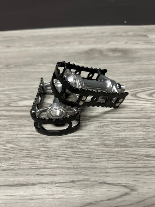 Pedals – Track Lab