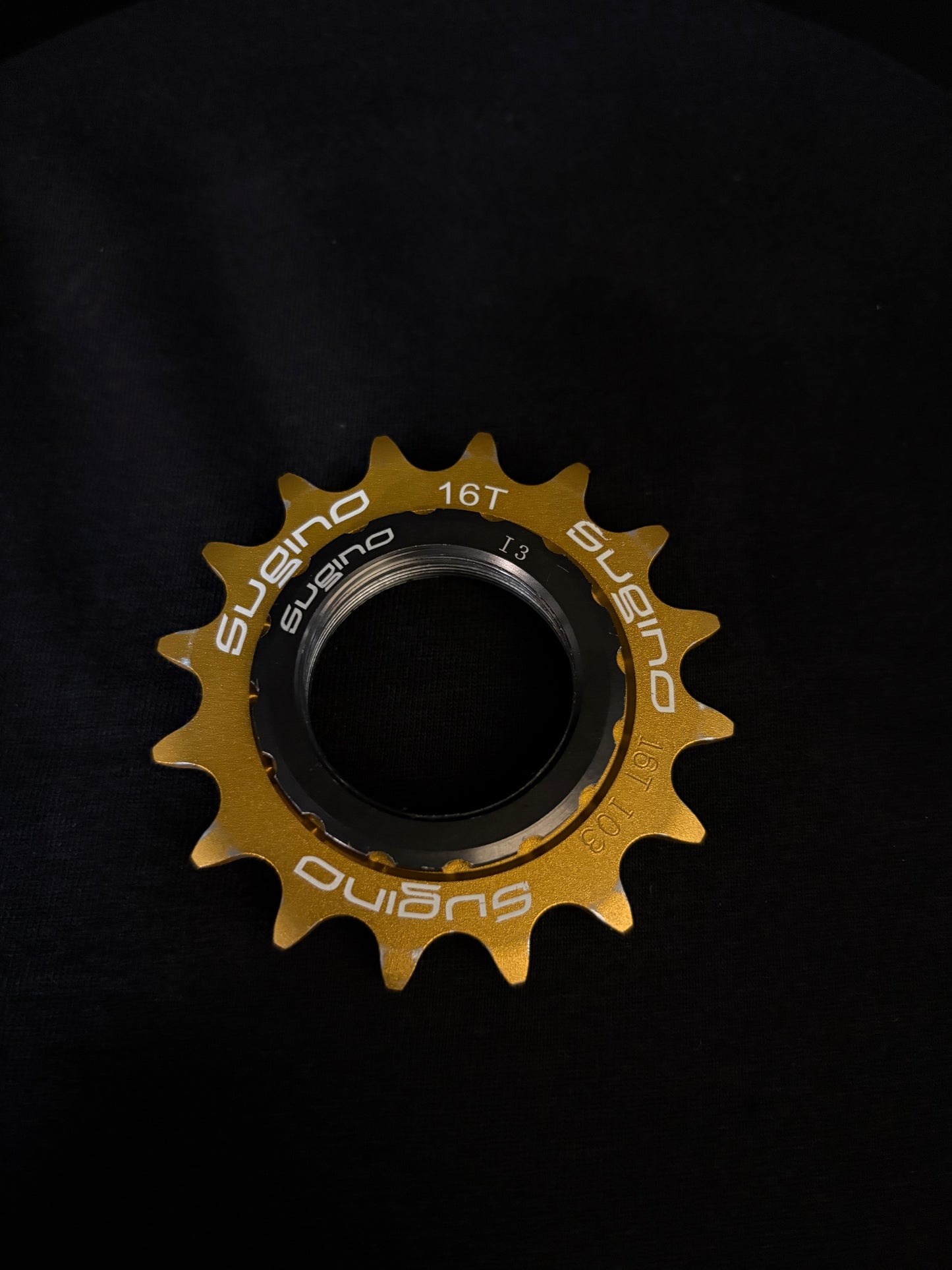 Sugino Gold Cog Splined 16t w/ Lockring