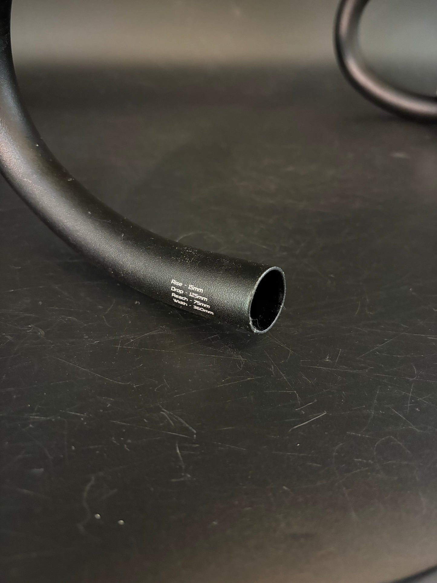 Specialized Hover Drop Handlebar Black 36cm 31.8