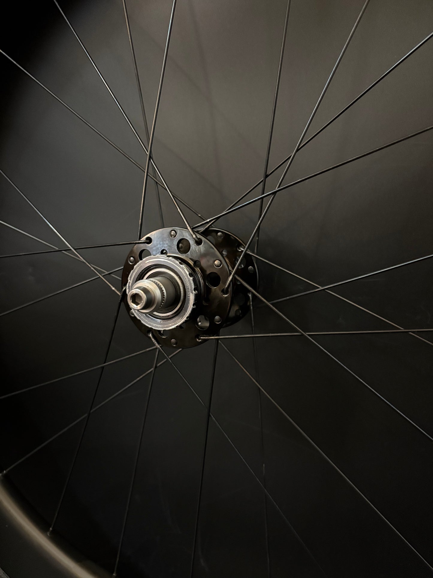 Astral Veil 6 Carbon Clincher / Phil Wood Pro HF Wheelset Black 24h