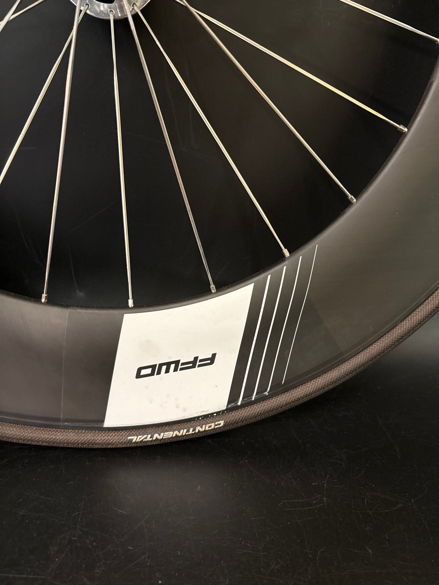 FFWD F9 90mm Carbon Tubular Wheelset 24/28h