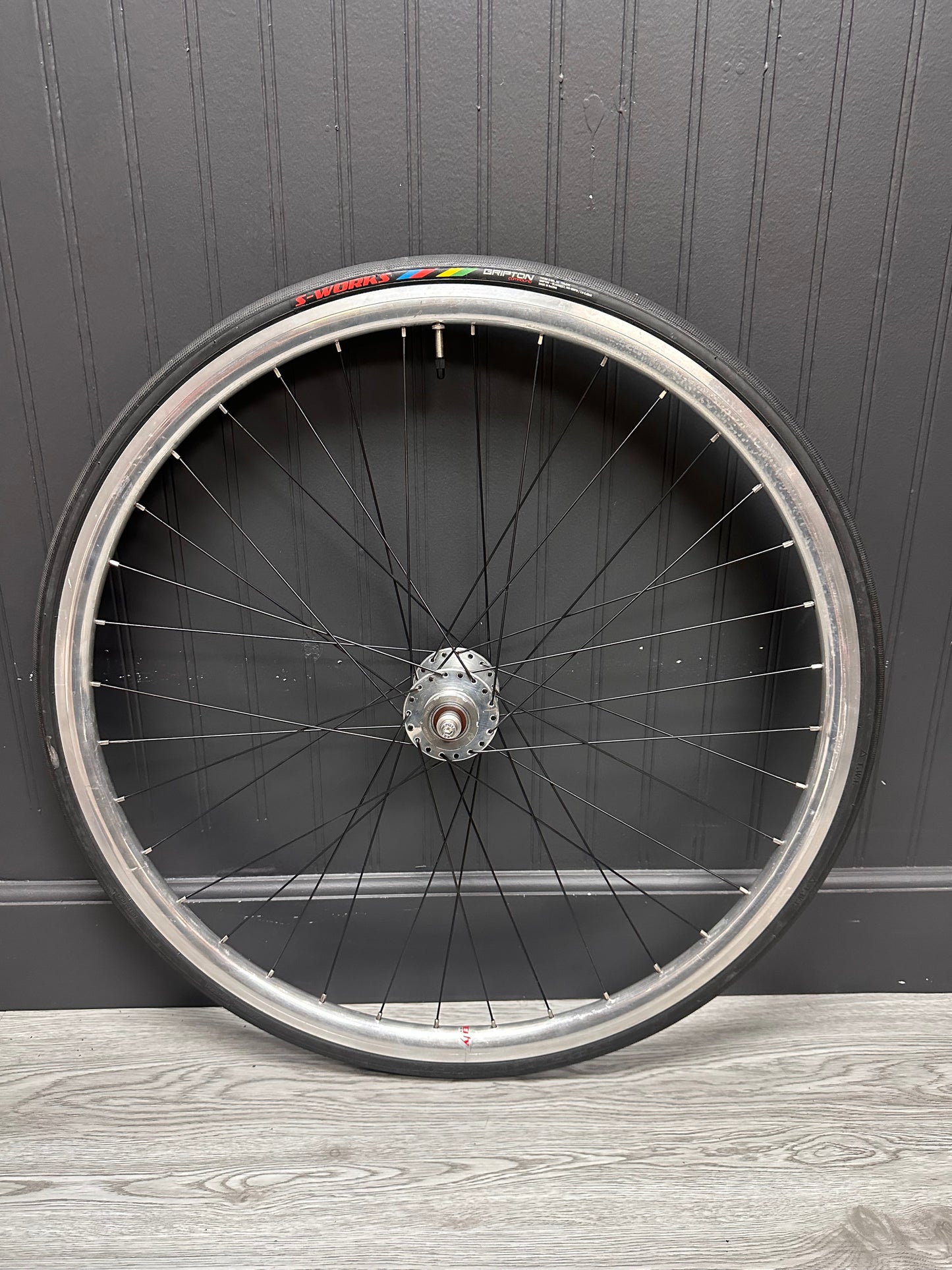 Velocity Quill Silver / Phil Wood High Flange Silver Wheelset 36h Single Fixed