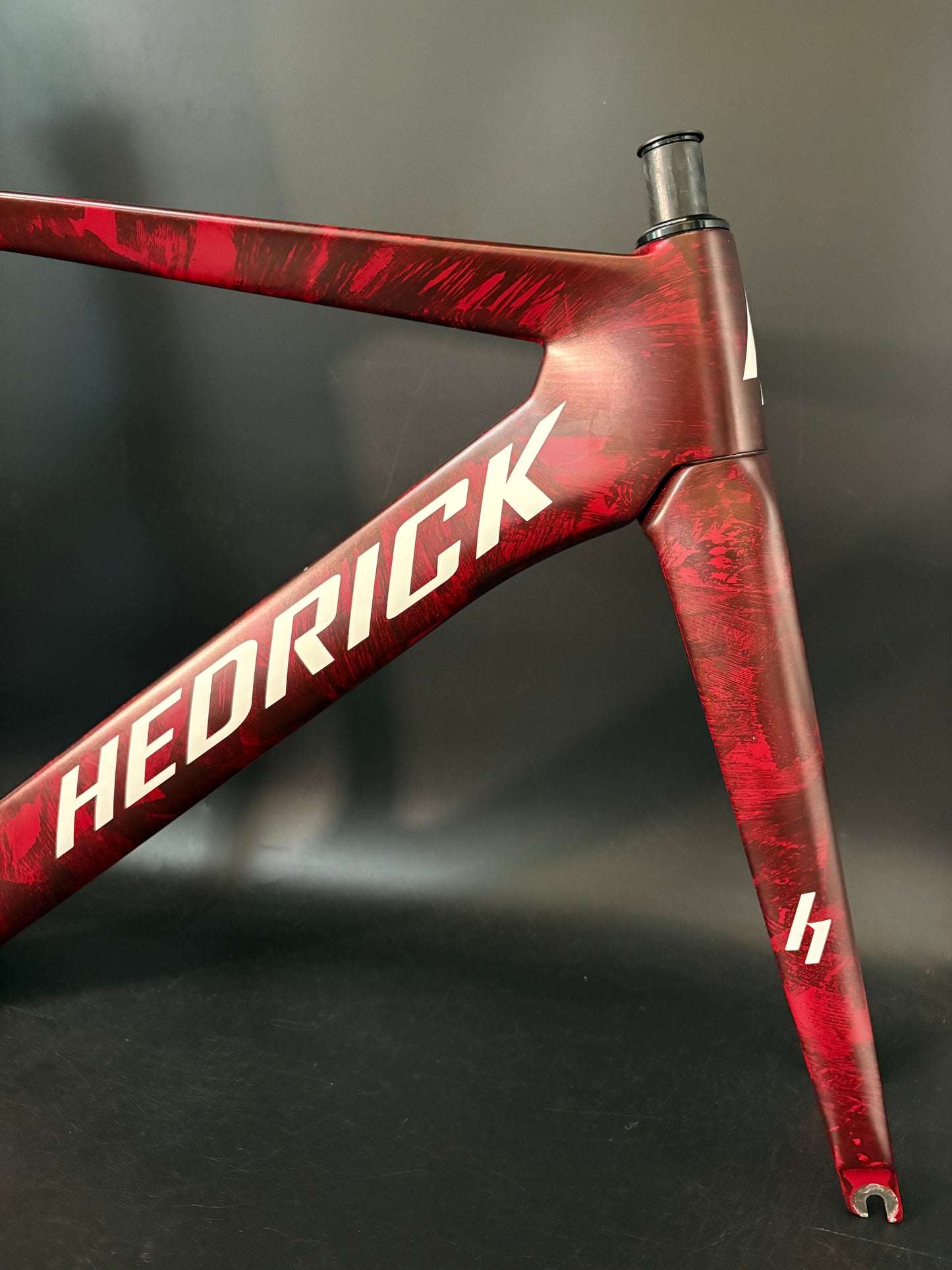 Hedrick Carbon Frameset Red Marble 50cm ST 56cm TT