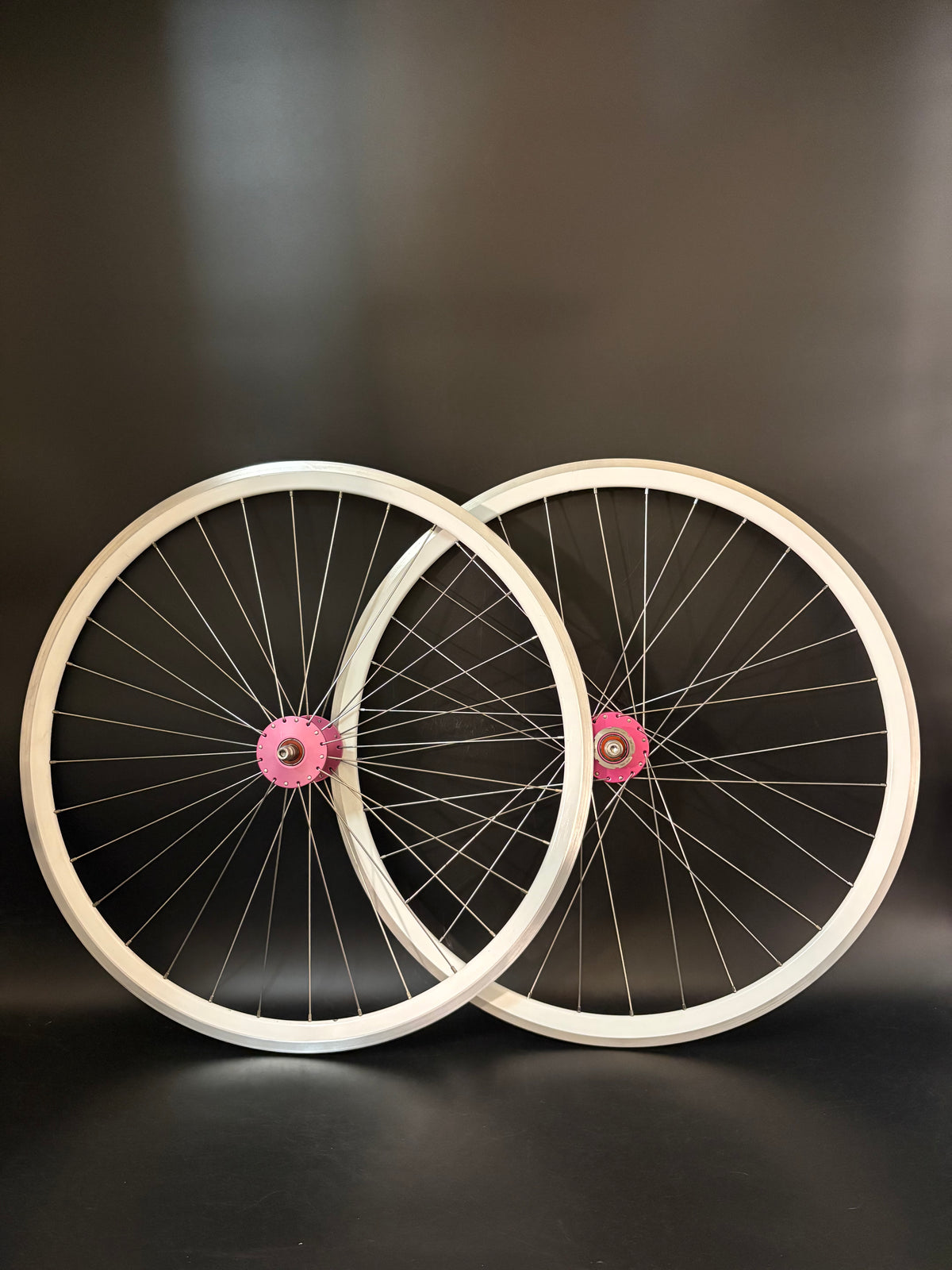 Velocity Deep V Machined White / Phil Wood HF Pink Wheelset 32h