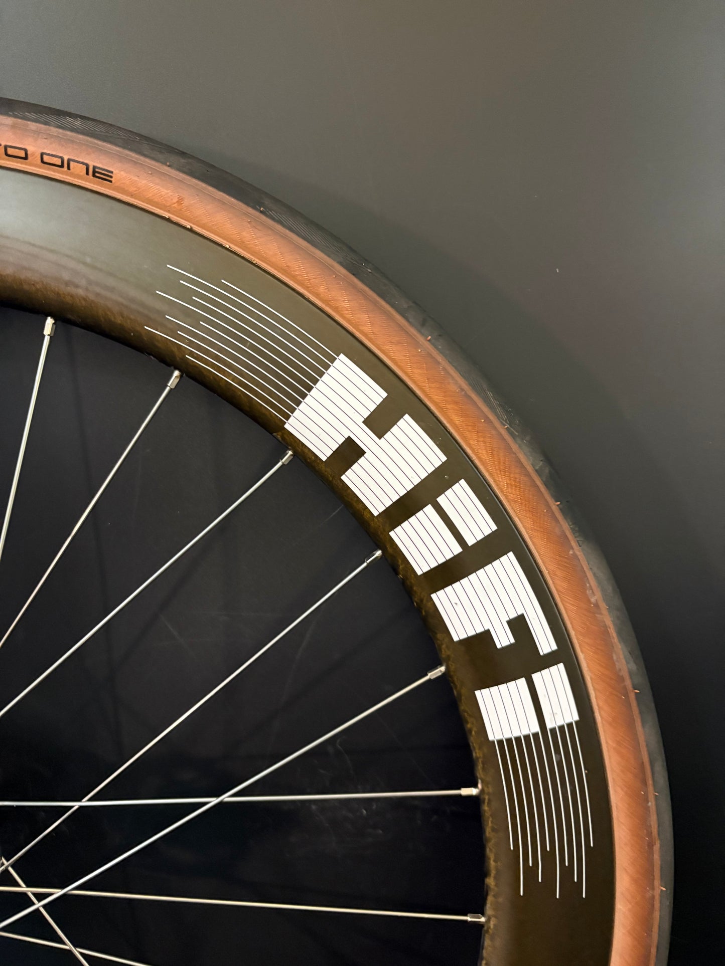 HiFi EP38 + LP55 Carbon Clincher Wheelset 24/28h