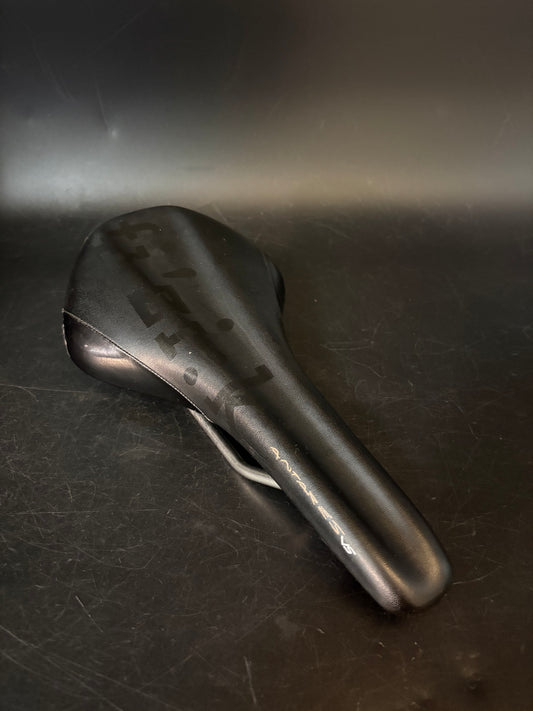 Fizik Antares VS Saddle Black