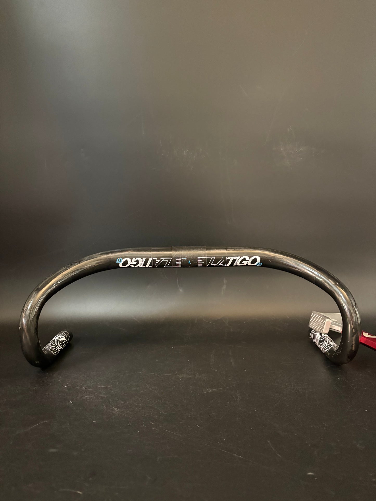 Aventon Latigo Track Drop Handlebar Carbon 42cm 31.8