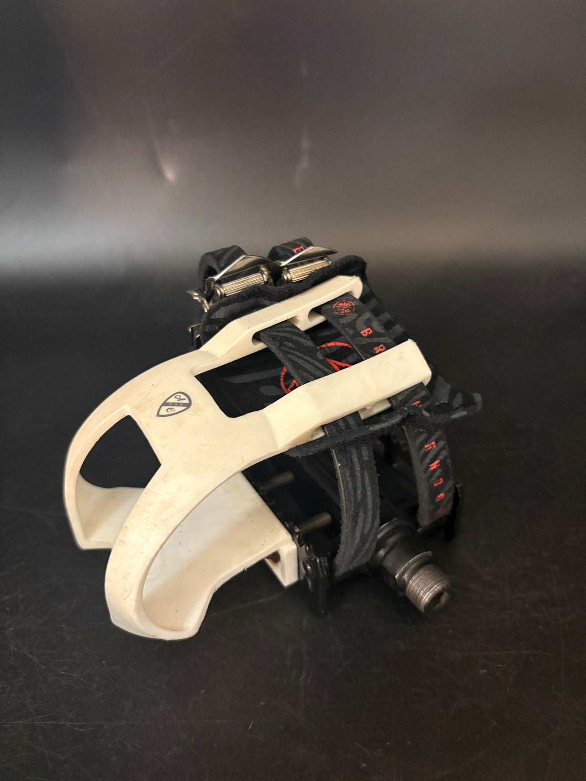 MKS Mash / Dosnoventa Double Straps Black Pedal Setup