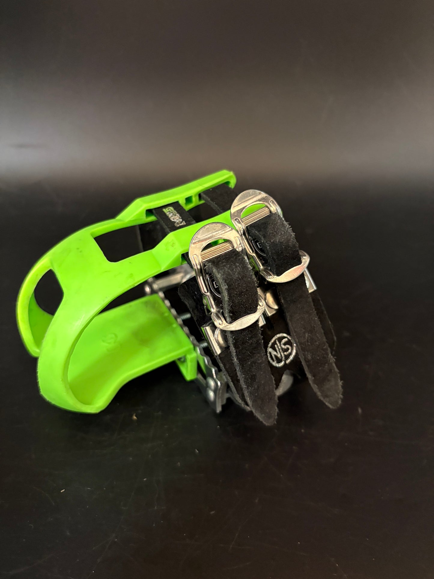 MKS Touring / MKS Double Straps Pedal Setup w/ ATW Bee Butt Flips