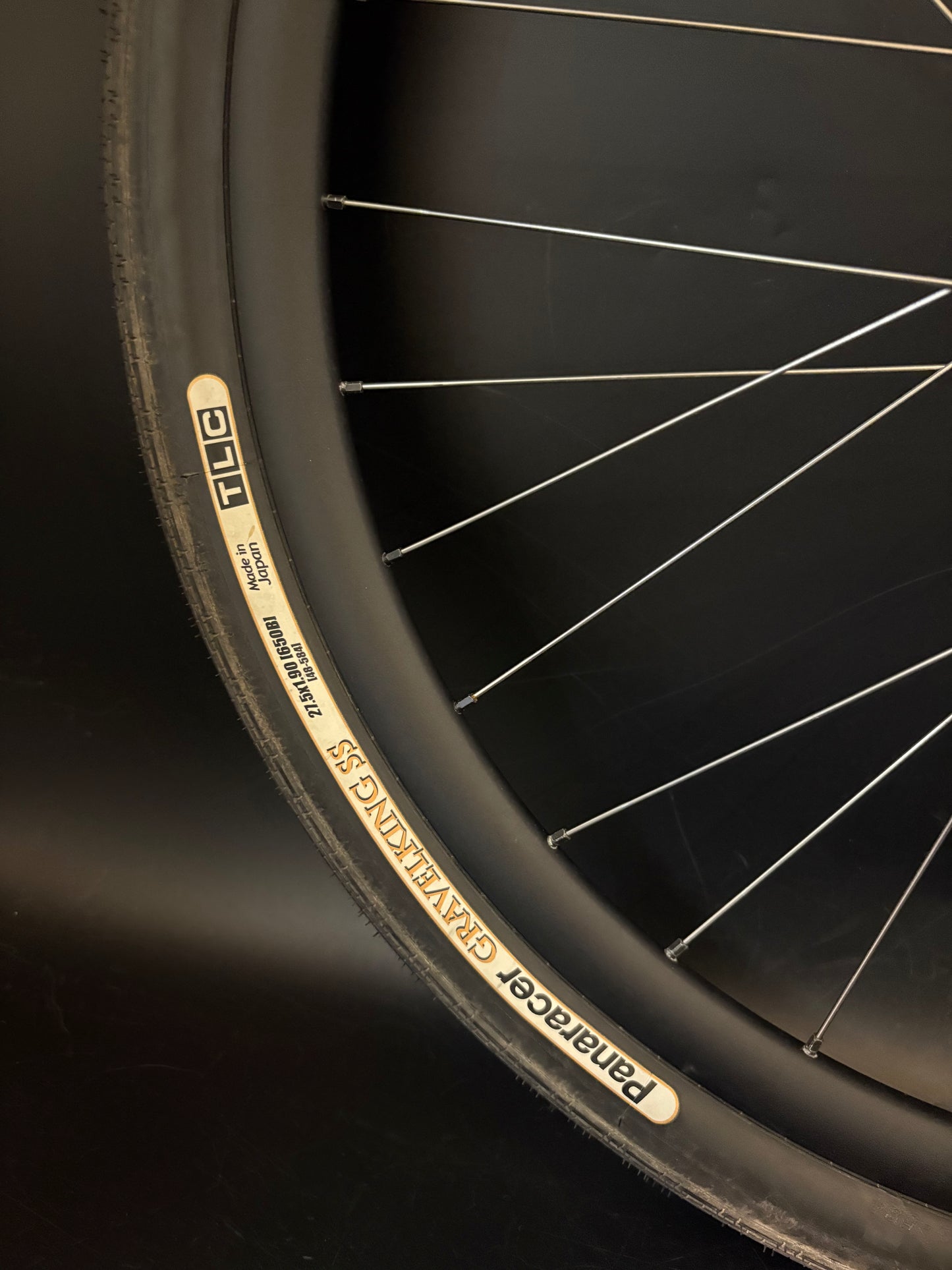 Velocity Aileron 650b / Paul Wheelset Black 32h