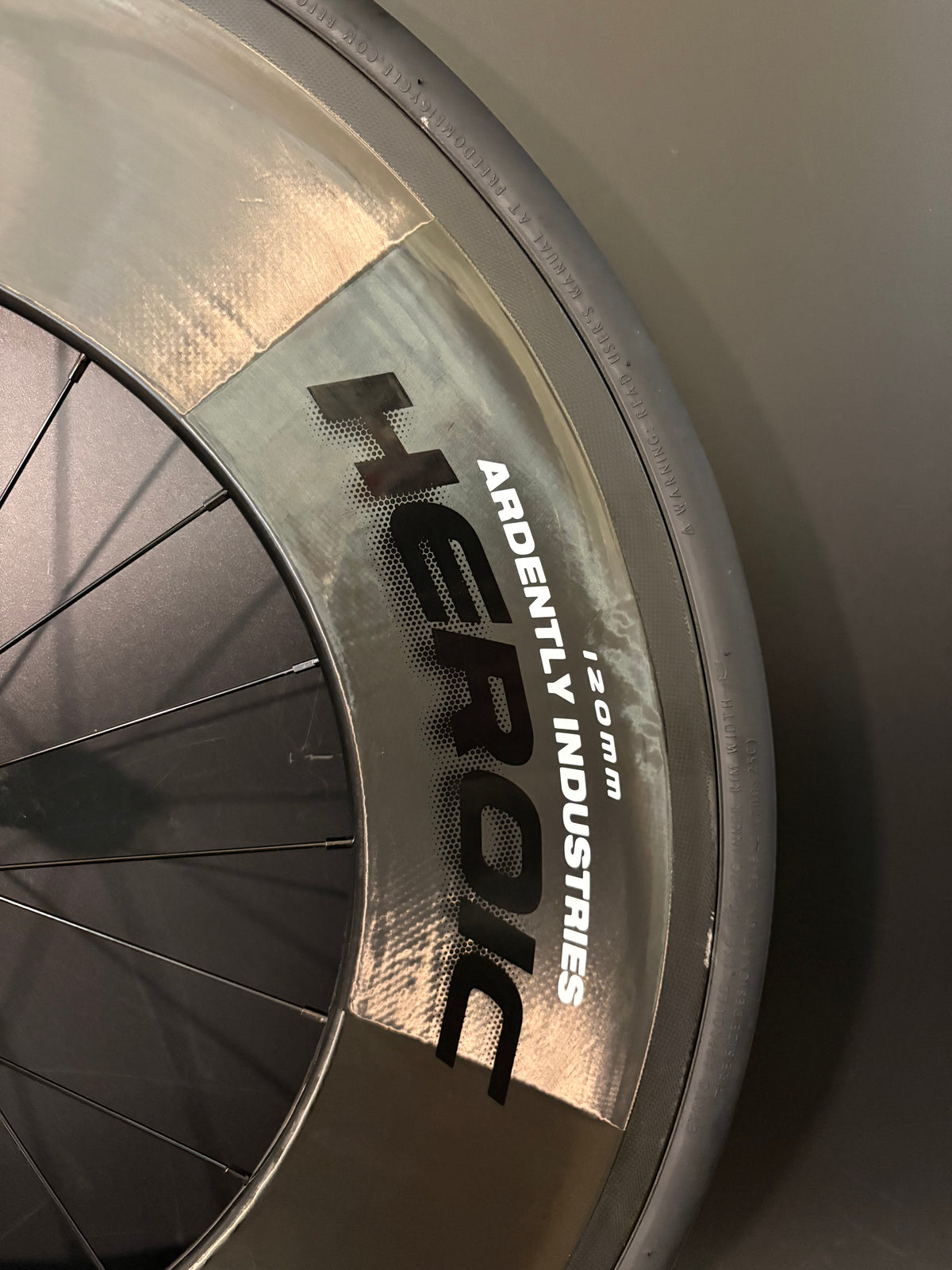 Ardently Heroic Wheelset 120mm Carbon Clincher 20/24h