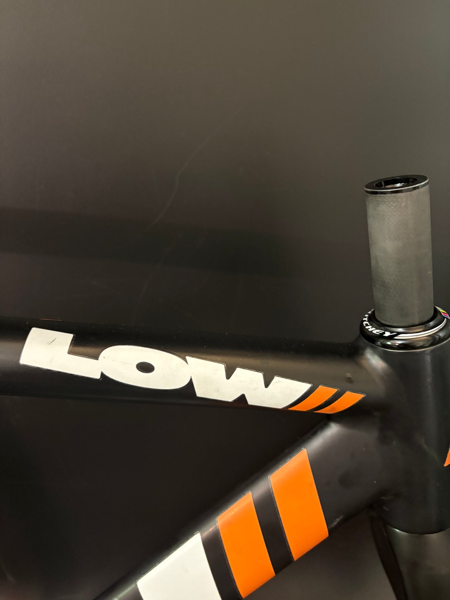 Low// Pursuit Frameset Black 57cm ST 54cm TT