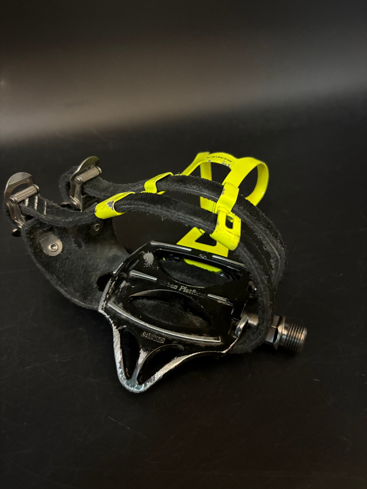 MKS Urban Platform Black / Cadence Double Straps Pedal Setup