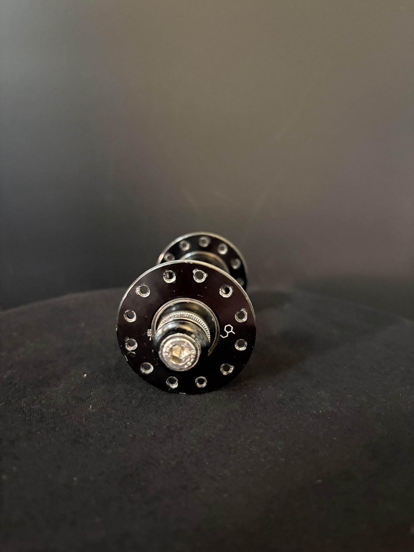 Chub Hub Hubset Black 24h