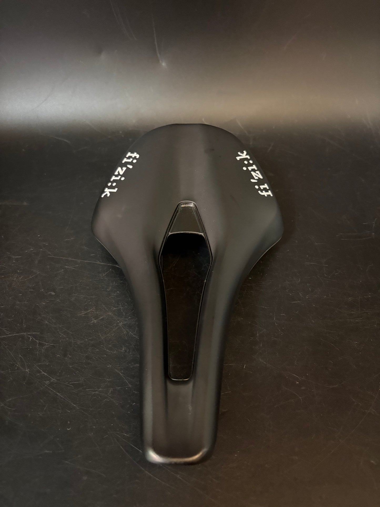 Fizik Argo Saddle Black 150mm