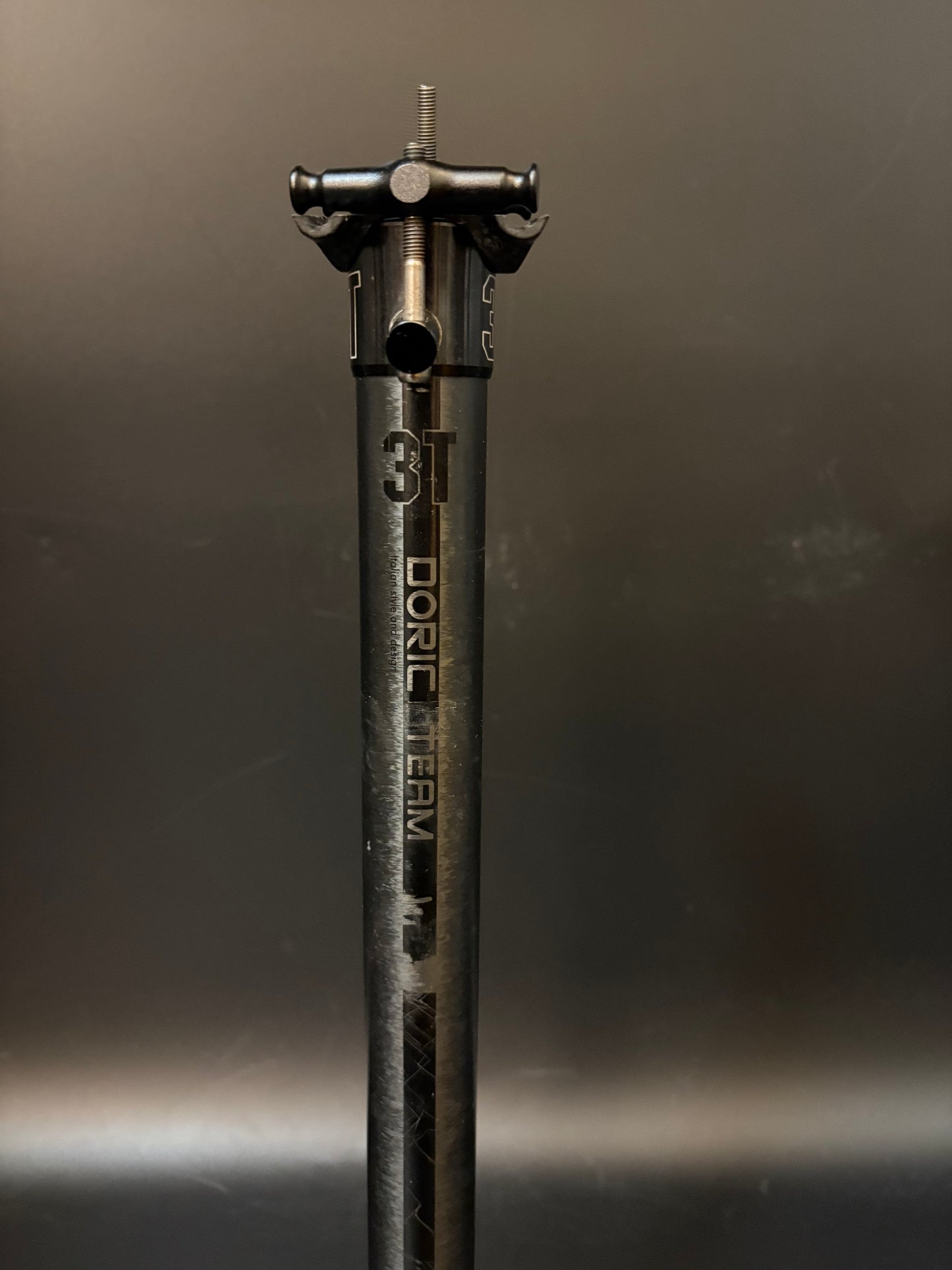 3T Doric Team Seatpost Carbon 31.6 400mm