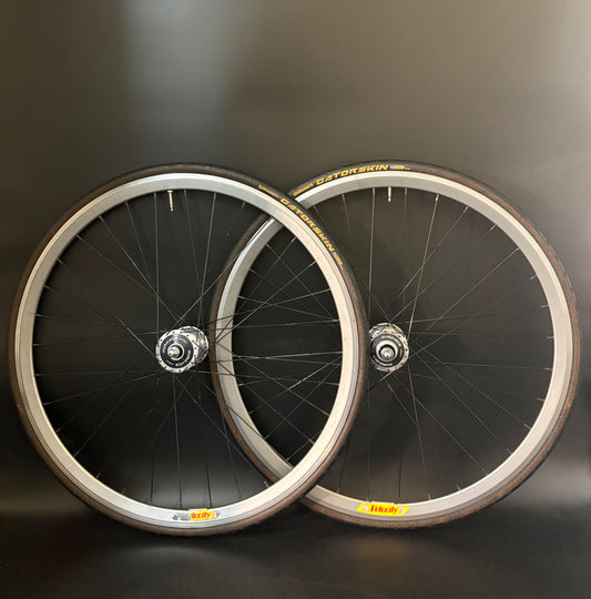 Velocity Deep V Grey / Dura Ace 7600 Wheelset 32h