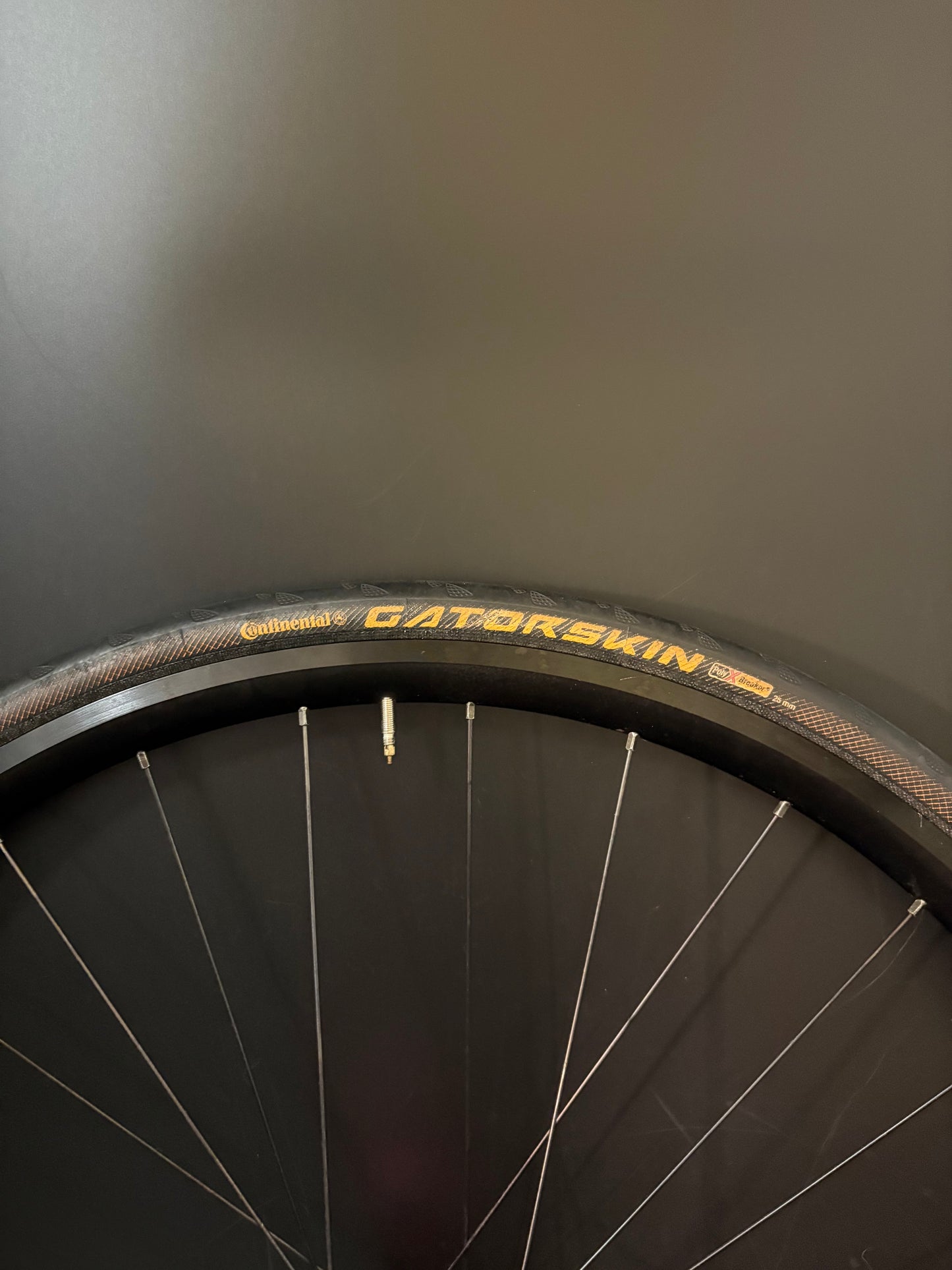 H Plus Son Archetype / Mack Superlight LF Wheelset Pink 24/28h