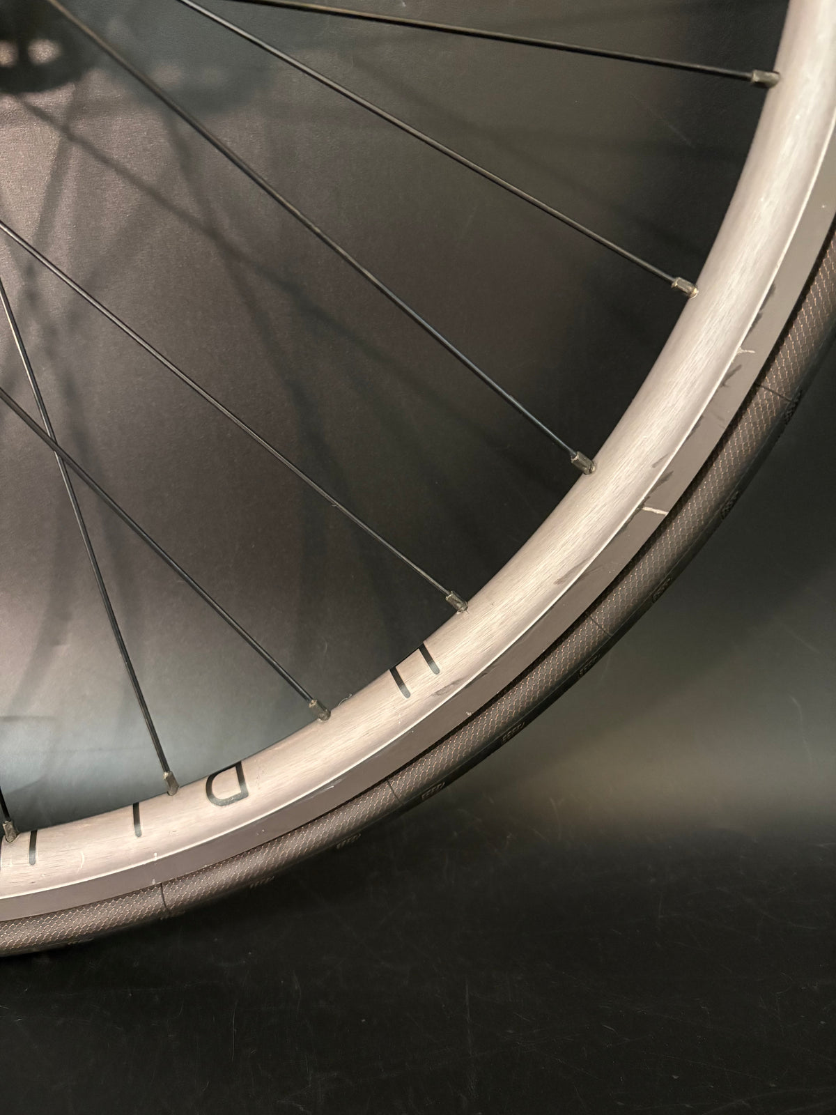 H Plus Son Archetype Grey / Origin 8 Rear Wheel 32h