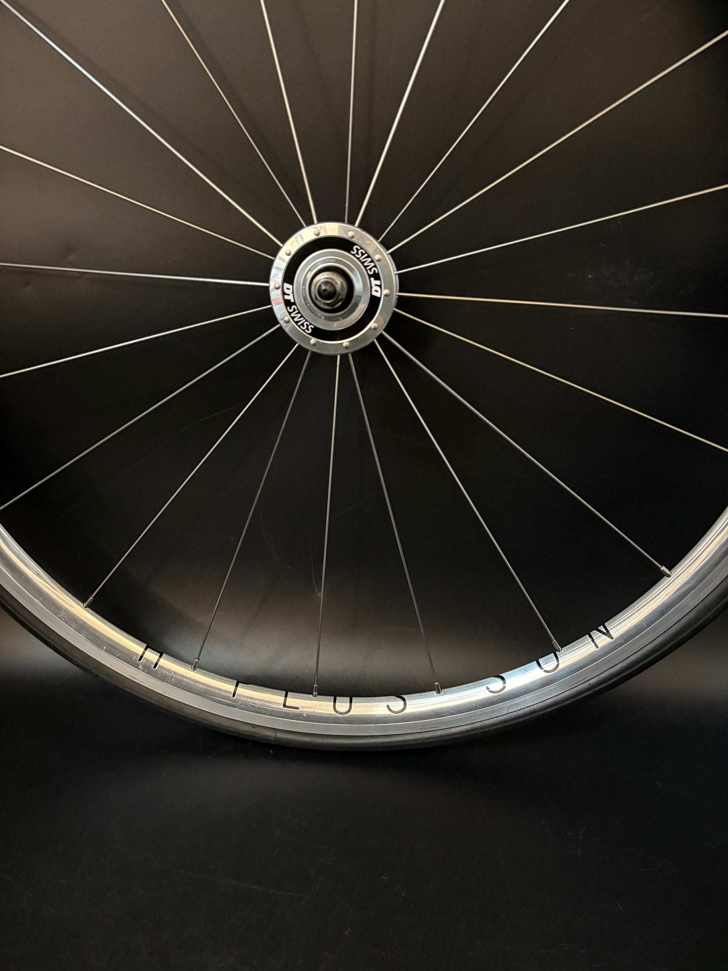 H Plus Son Archetype Silver / DT Swiss Wheelset 20/24h