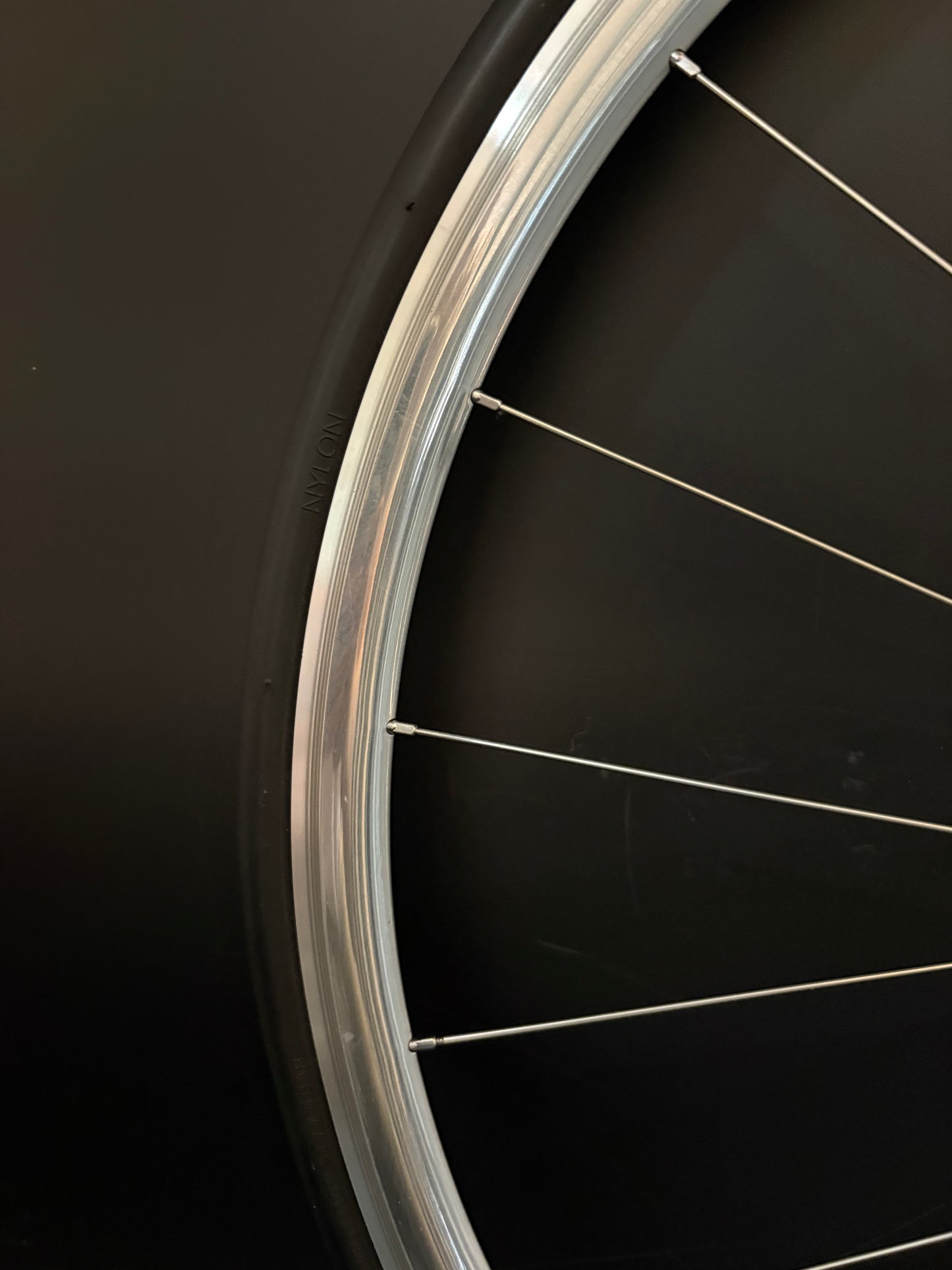 H Plus Son Archetype Silver / DT Swiss Wheelset 20/24h