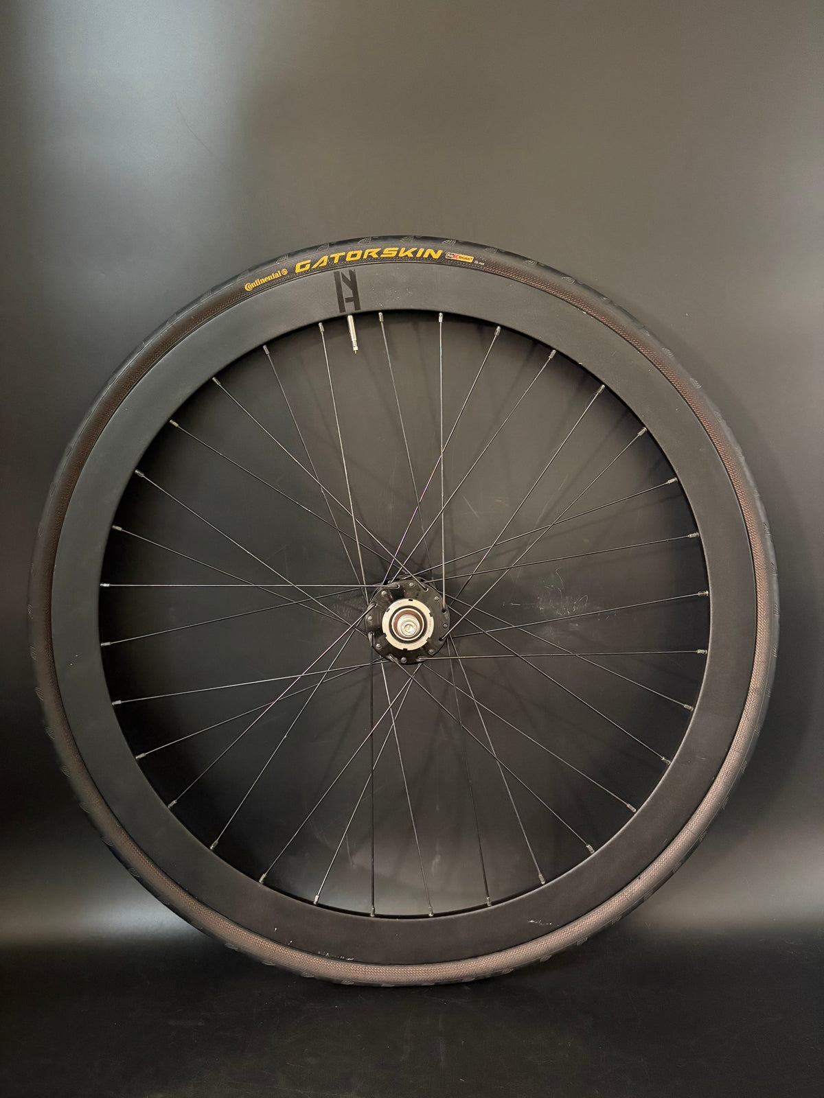 H Plus Son SL42 + Formation Face Black / Phil Wood HF Wheelset 32h