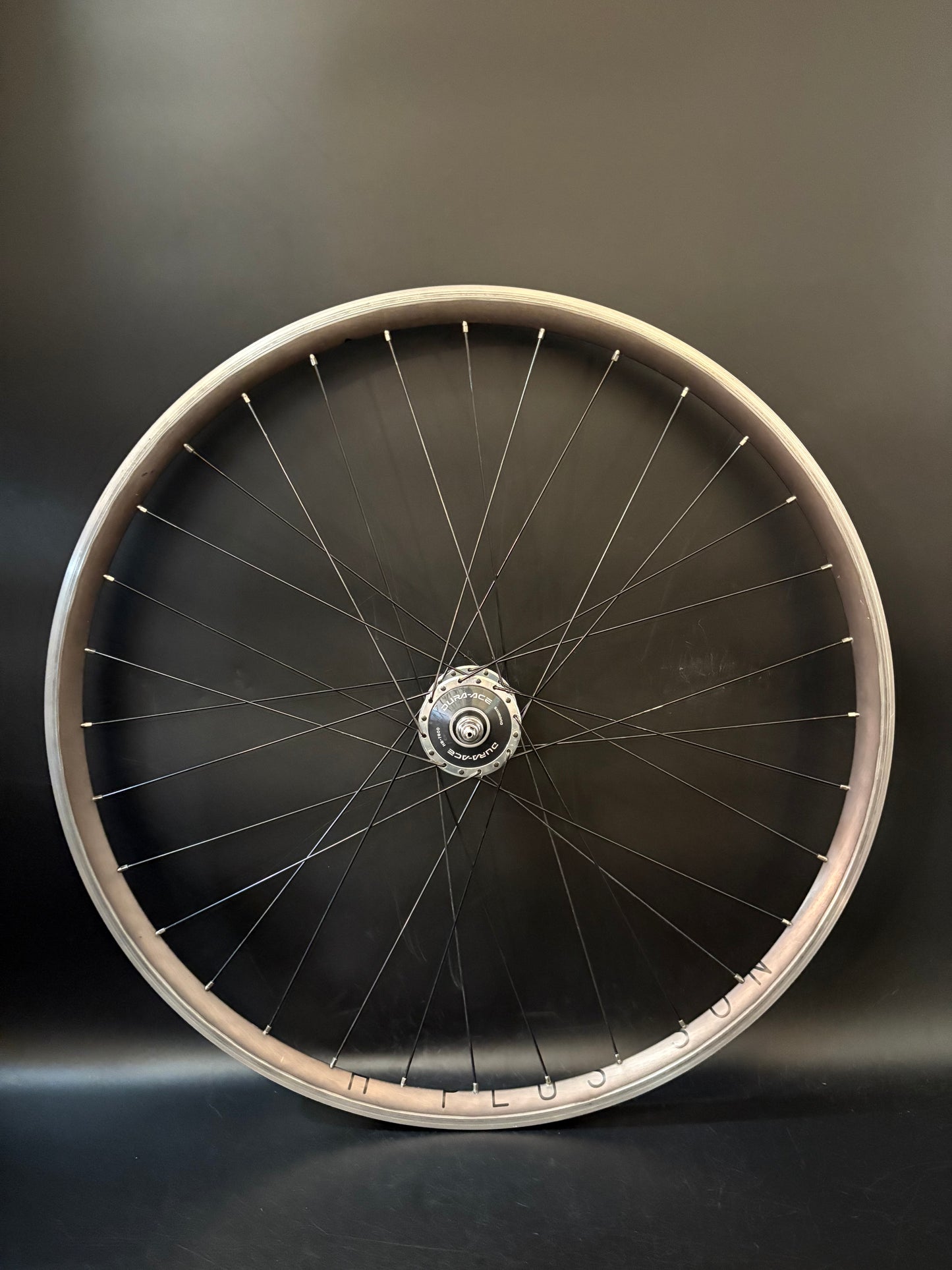 H Plus Son Archetype Grey / Dura Ace 7600 Wheelset 32h