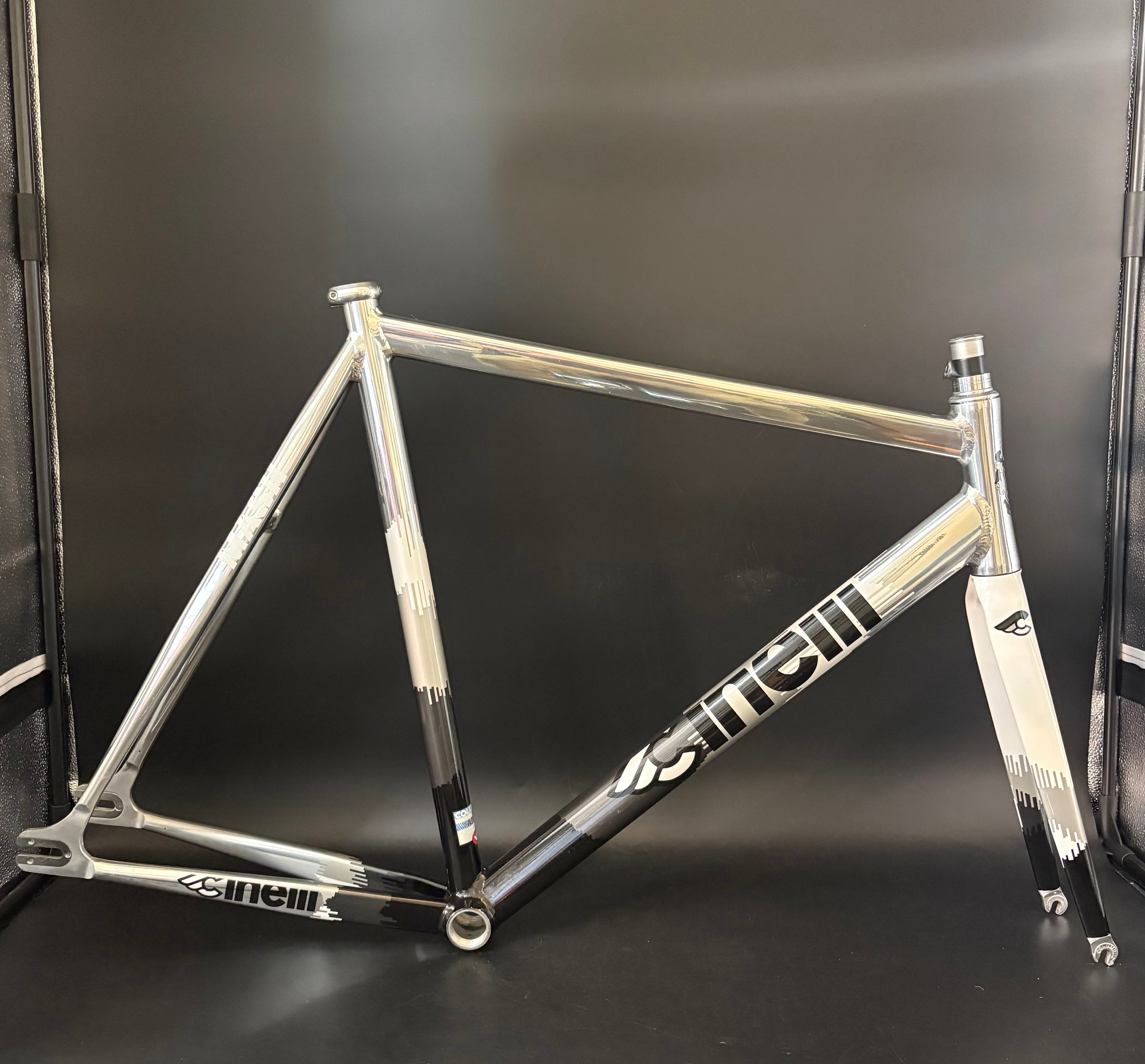 Frames – Track Lab